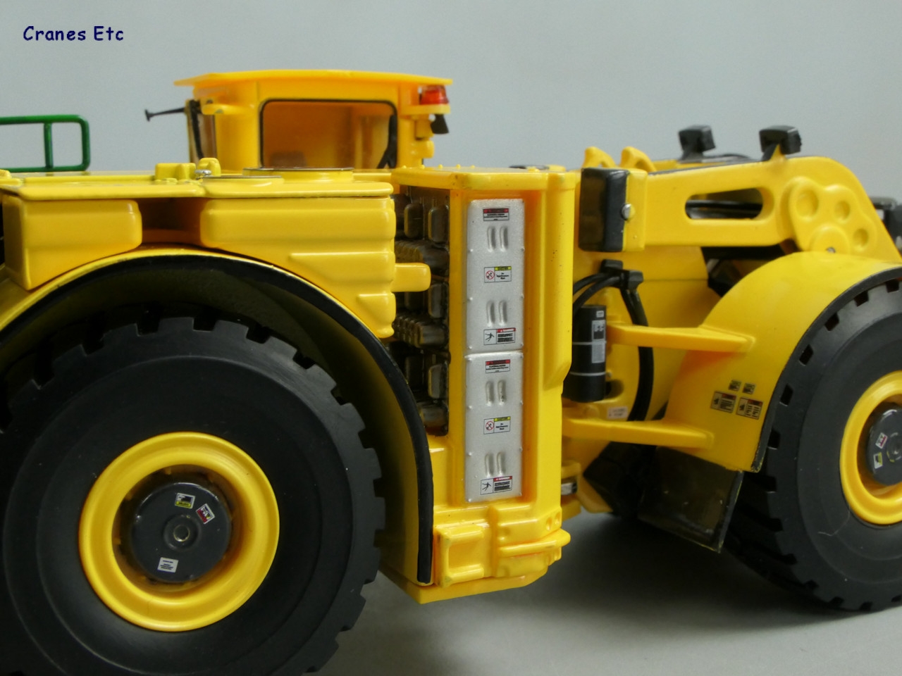 1/50 Komatsu Underground-Wheel Loader WX22H Yükleyici ( Loader )