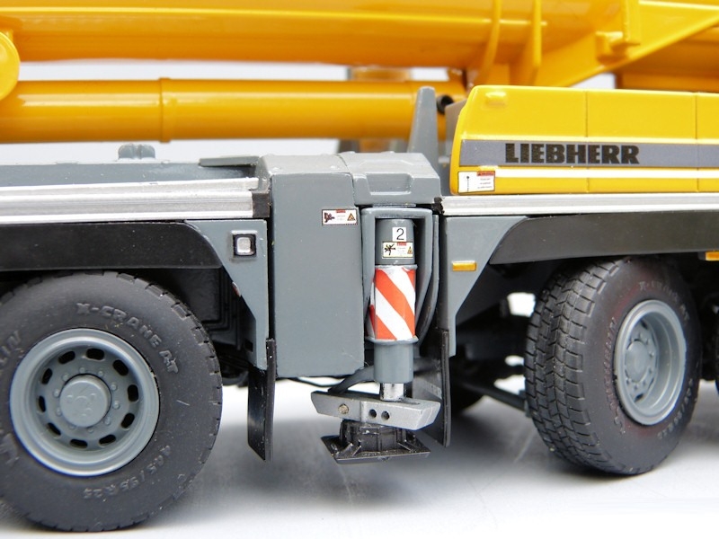 1/50 Liebherr LTM 1350 6.1 V2. Mobil Vinç  