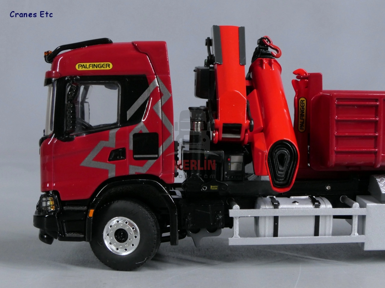 1/50 SCANIA G NORMAL CG17N RIGED TRUCK WITH HOOKLIFT SYSTEM 6X4 WITH PALFINGER PK 370 TECVinçler