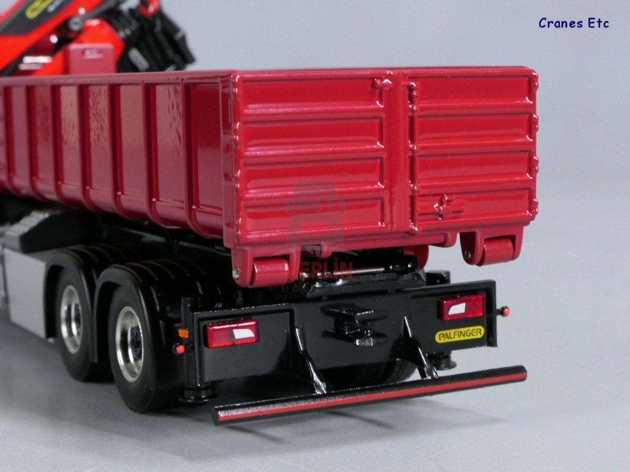 1/50 SCANIA G NORMAL CG17N RIGED TRUCK WITH HOOKLIFT SYSTEM 6X4 WITH PALFINGER PK 370 TECVinçler
