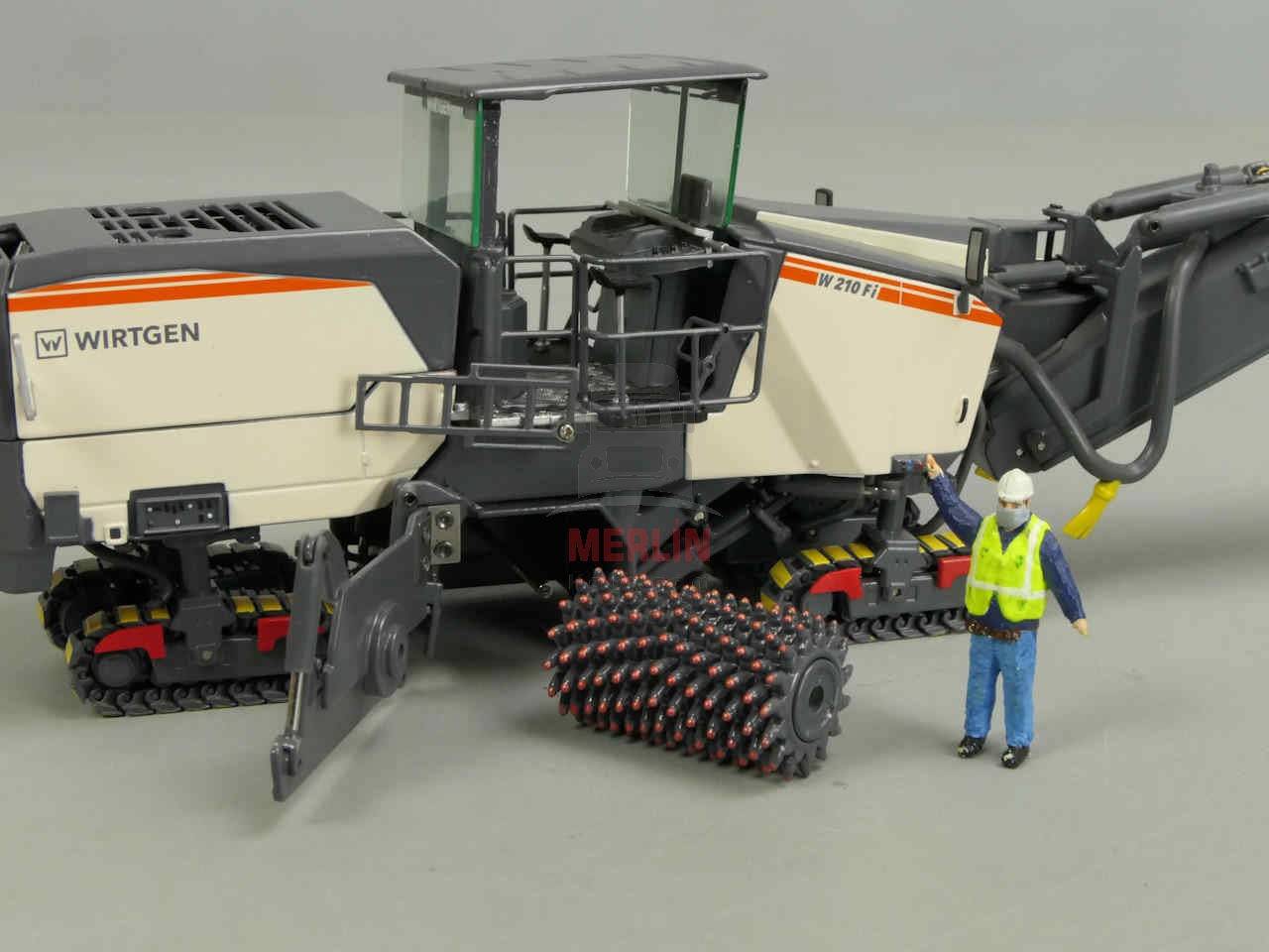 1/50 Wirtgen W210 Fi cold milling machine