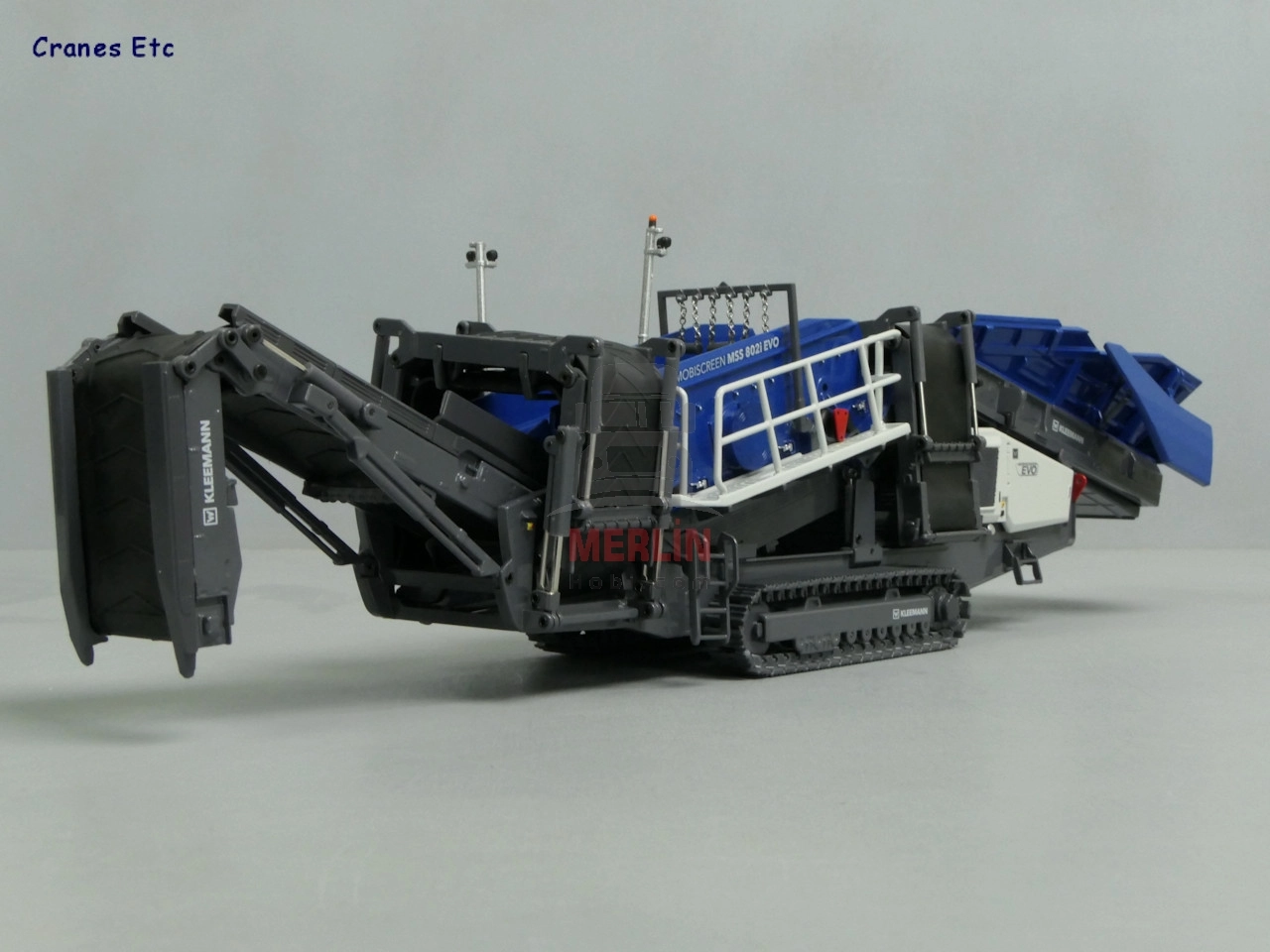 MOBISCREEN MSS 802(i) EVO モデル 1:50 MOBISCREEN MSS 802(i) EVO モデル 1:50 Kleemann Mobiscreen
