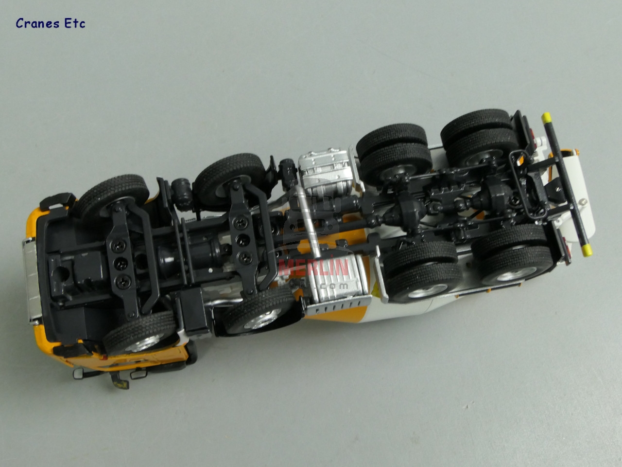1/50 Mercedes Arocs 8x4 Beton Mikseri - BETAMiX