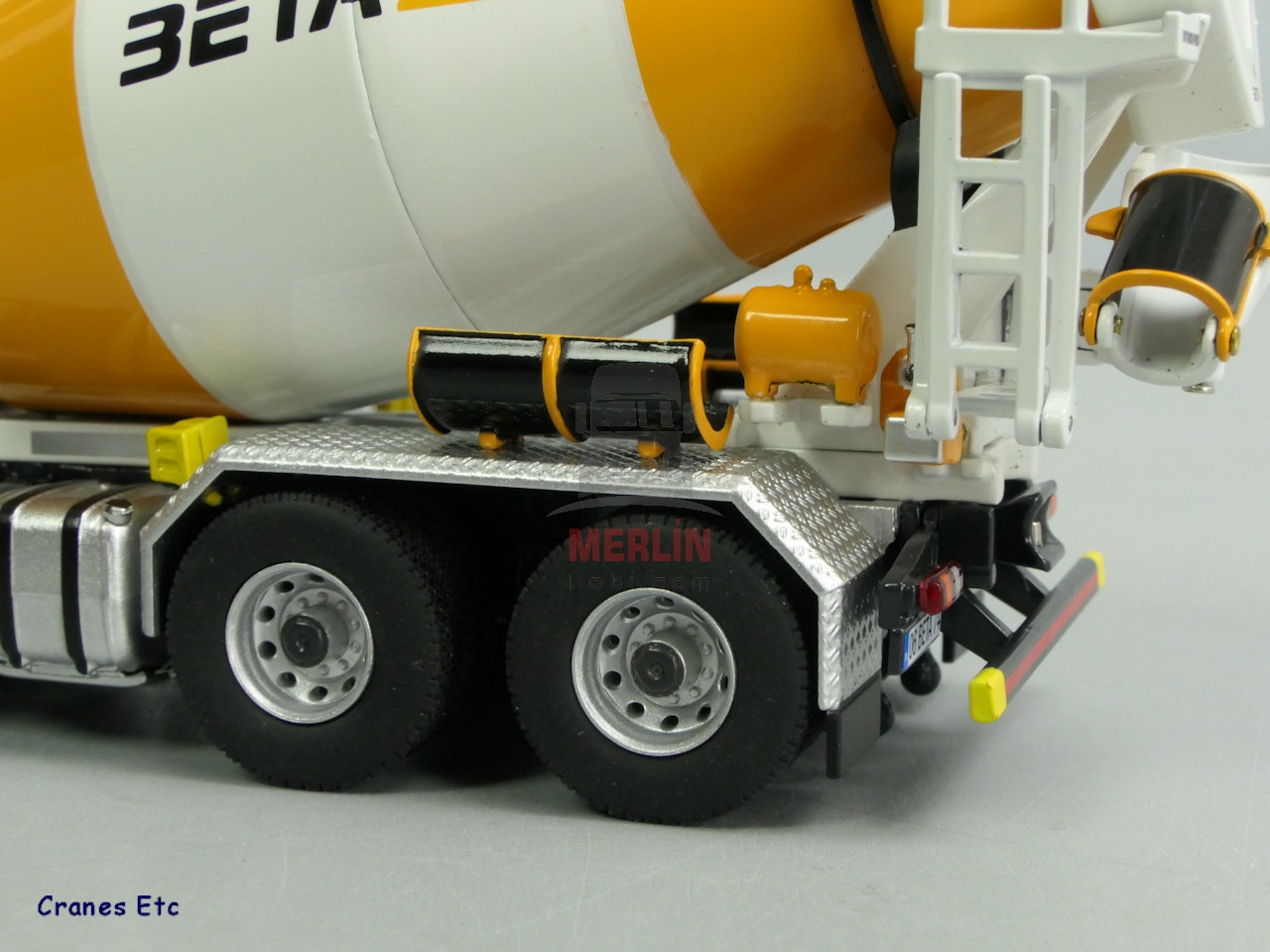 1/50 Mercedes Arocs 8x4 Beton Mikseri - BETAMiX