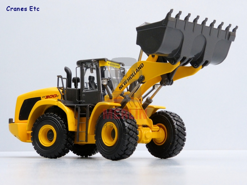 1/50 New Holland W300C  Lastikli Yükleyici  