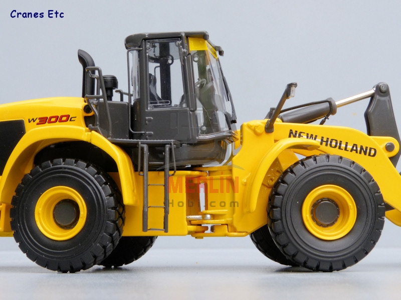 1/50 New Holland W300C  Lastikli Yükleyici  