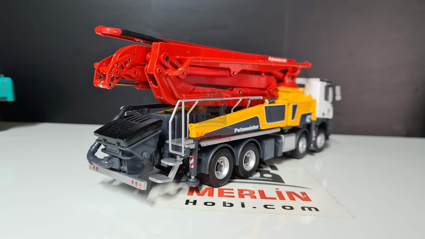 1/50 Mercedes Arocs 8x4 Putzmeister 42M  Beton Pompası