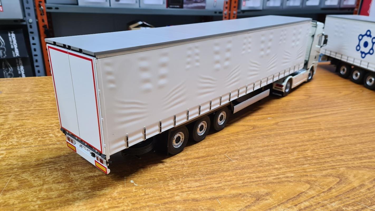 1/24 - Scania 580S HIGHLINE White  + Trailer Truck