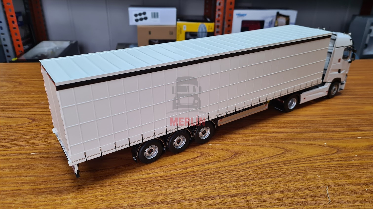 1/32 Marge Tent  Trailer 3 Aks White