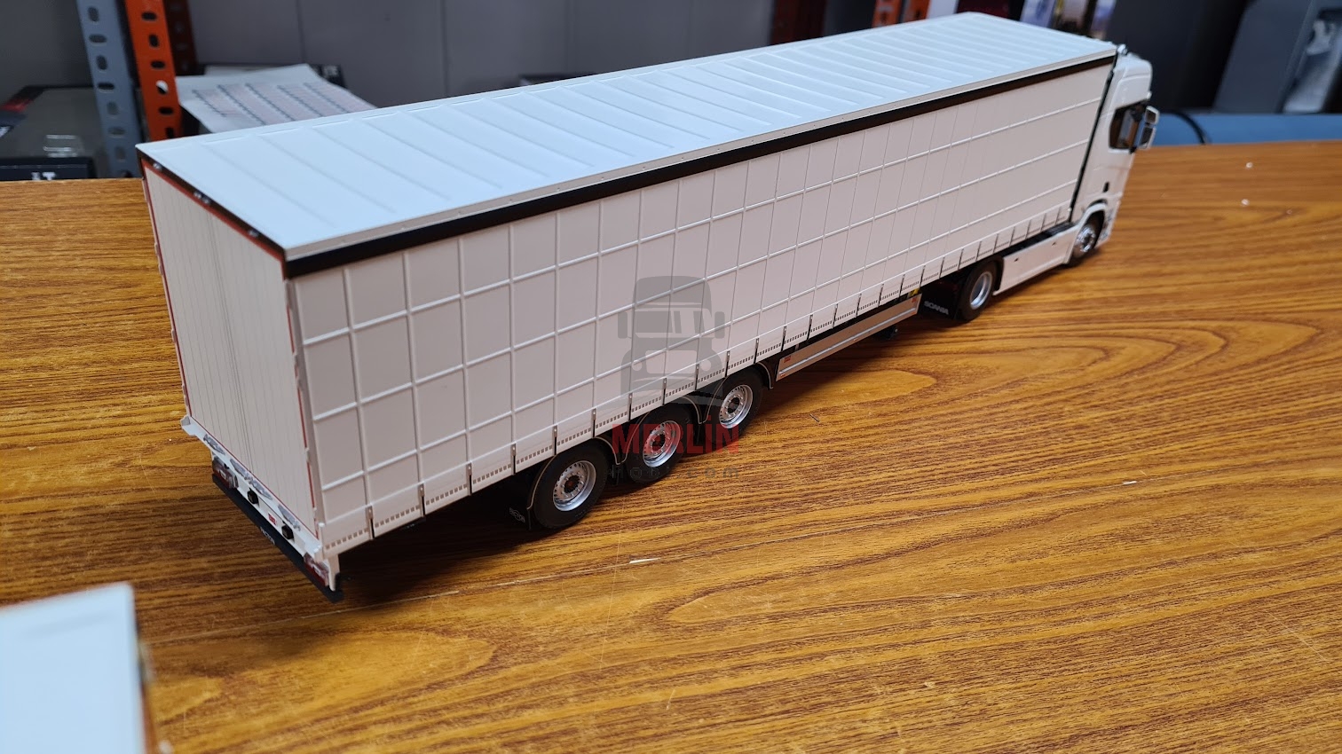 1/32 Scania Highline 4x2 + Tenteli Dorse Beyaz Renk