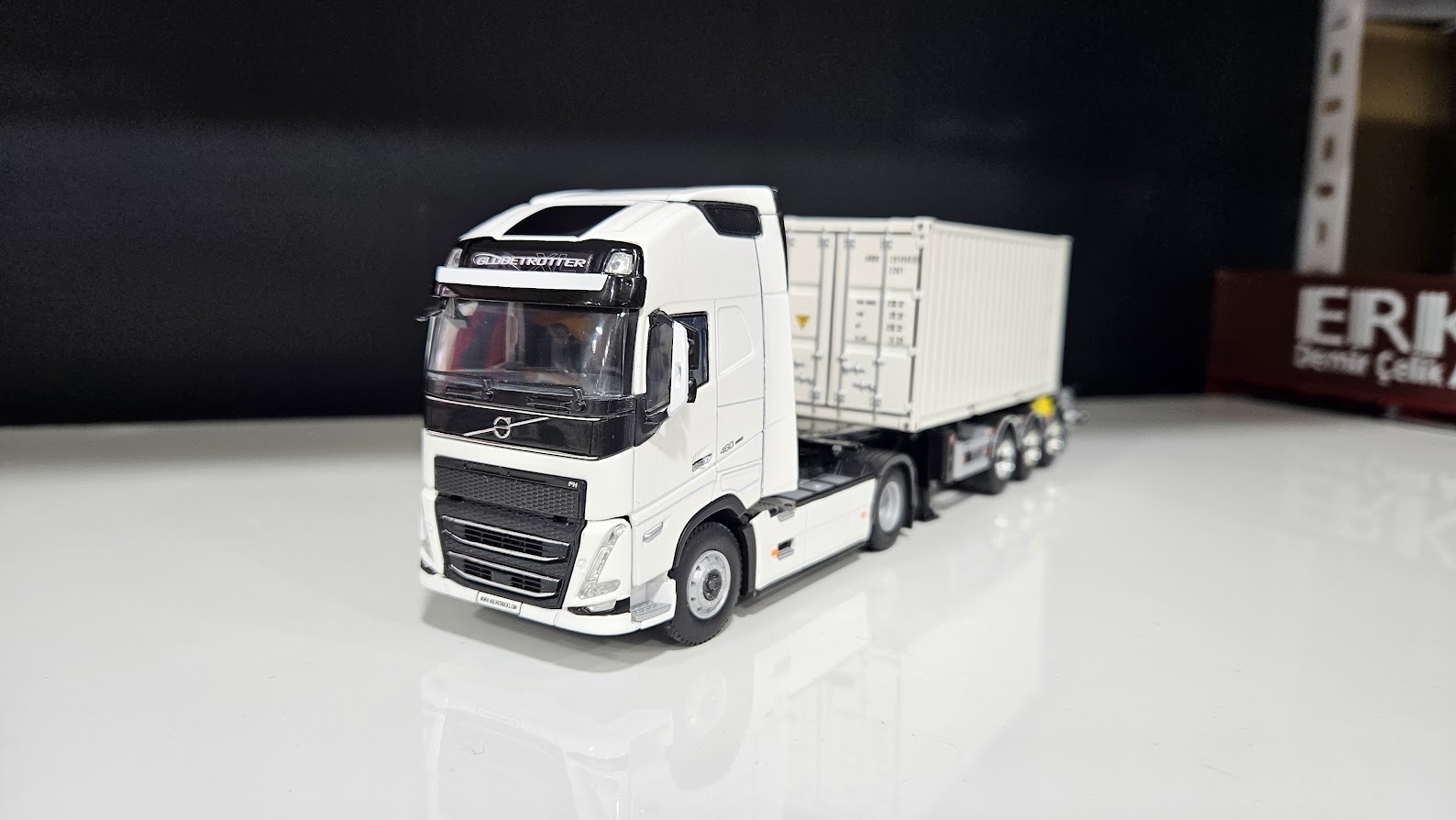 1/50 - Volvo FH5 XL 4X2  + 20ft Konteyner + Dorse -wsi
