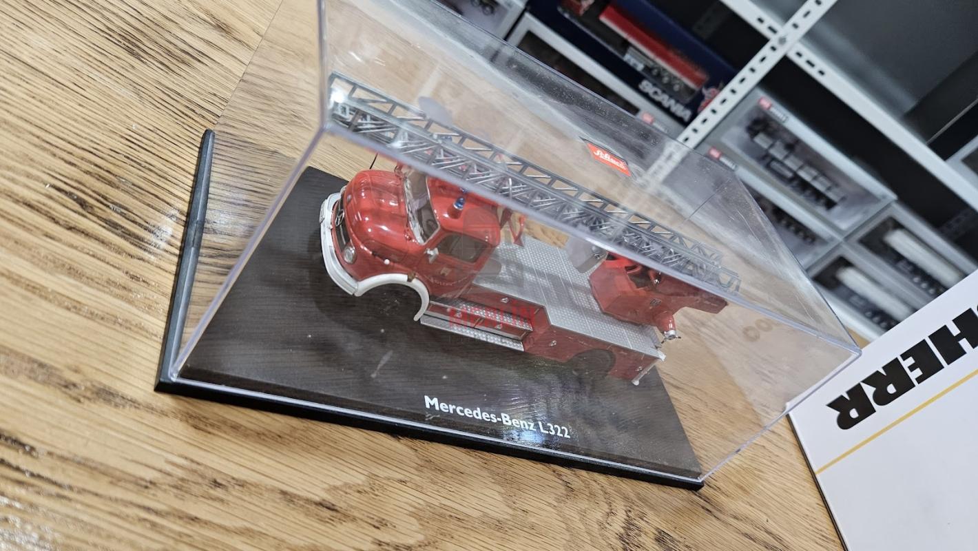 1/43 Mercedes Benz L322 DL22 İtfaiye Aracı Schuco