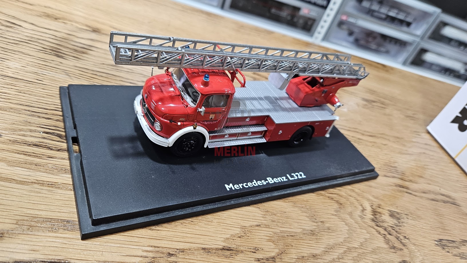 SCHUCO 03264 SAMMLERMODELL Mercedes-Benz L322 Niederquell Limited Edition 265138744774