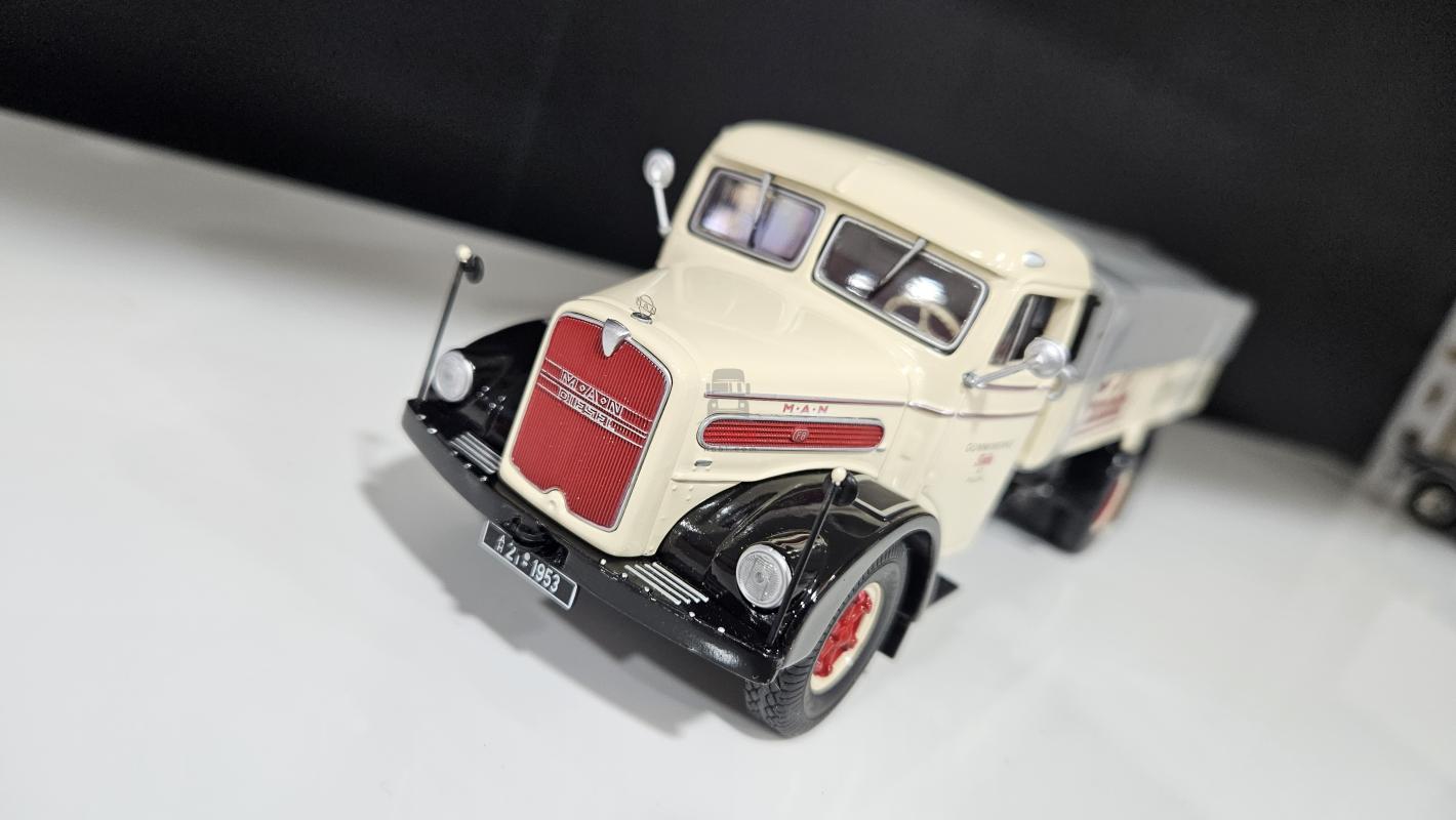 1/43 Man F8 Kamyon Fulda - Minichamps