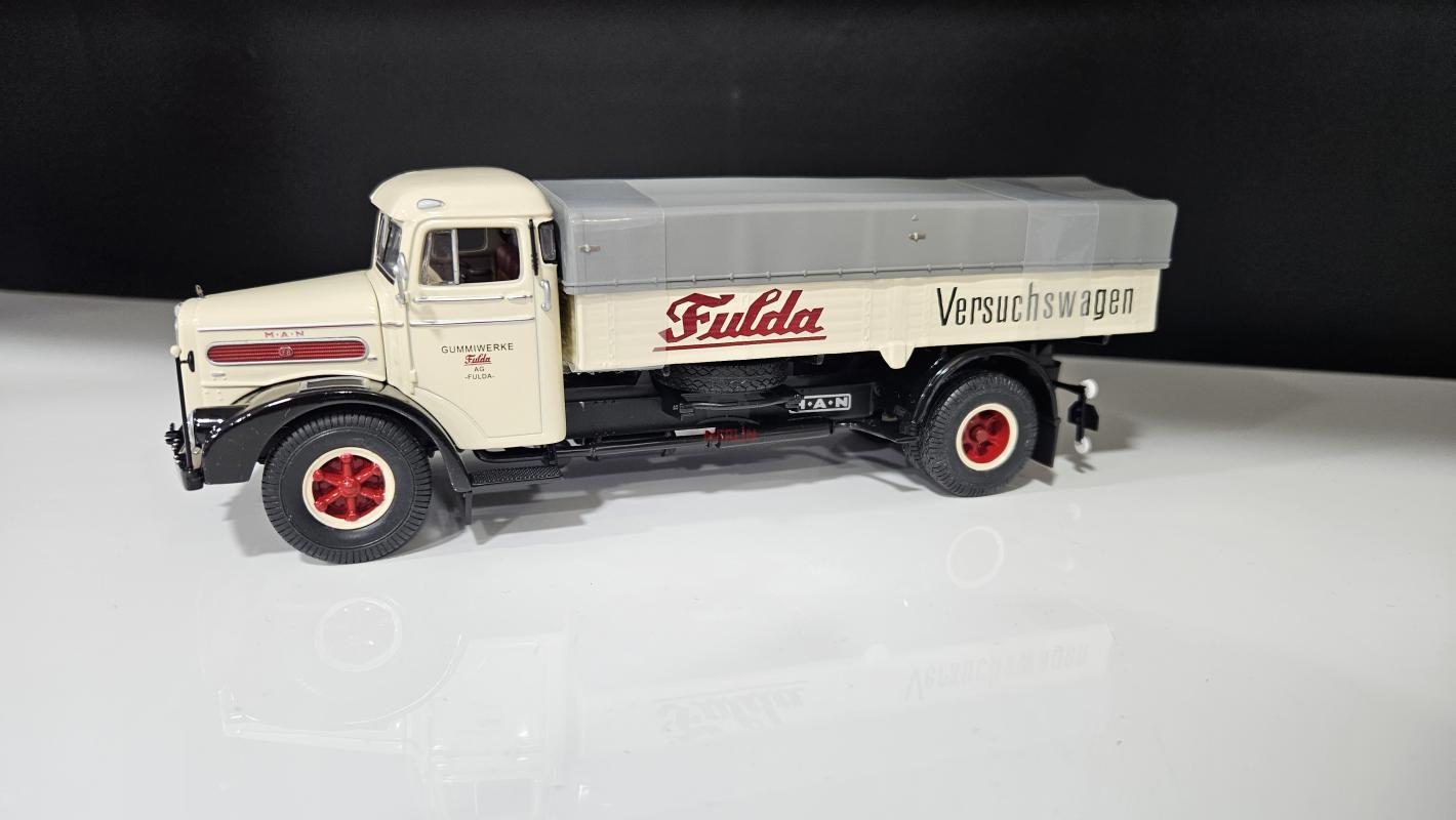 1/43 Man F8 Kamyon Fulda - Minichamps