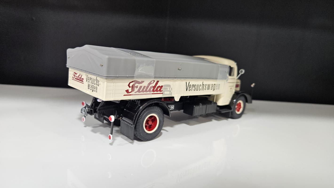 1/43 Man F8 Kamyon Fulda - Minichamps