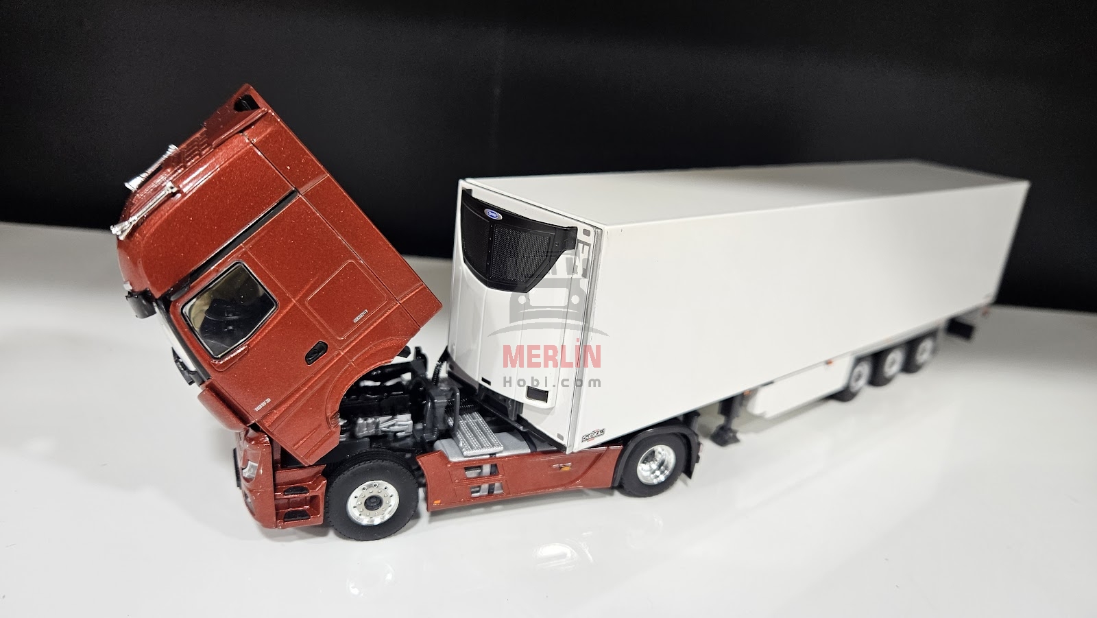 1/50 - Mercedes ACTROS L MP5  4X2 + Frigo Soğutuculu Trailer