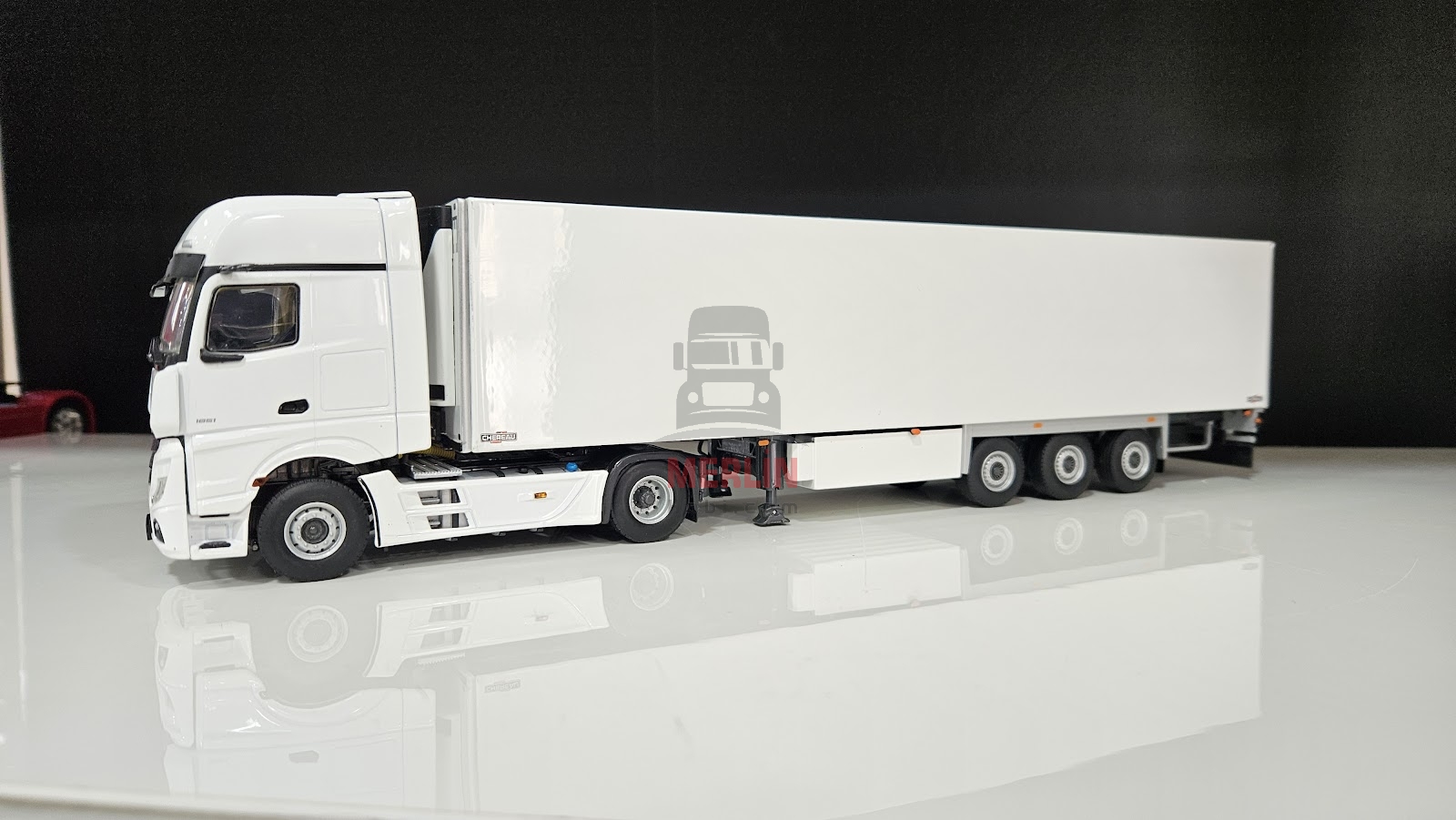 1/50 - Mercedes ACTROS MP5 4X2 + Frigo Soğutuculu Trailer