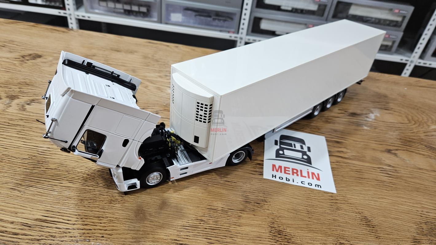 1/32 Marge Mercedes Actros Gigaspace 4x2 + Frigo Soğutuculu Dorse Beyaz Renk