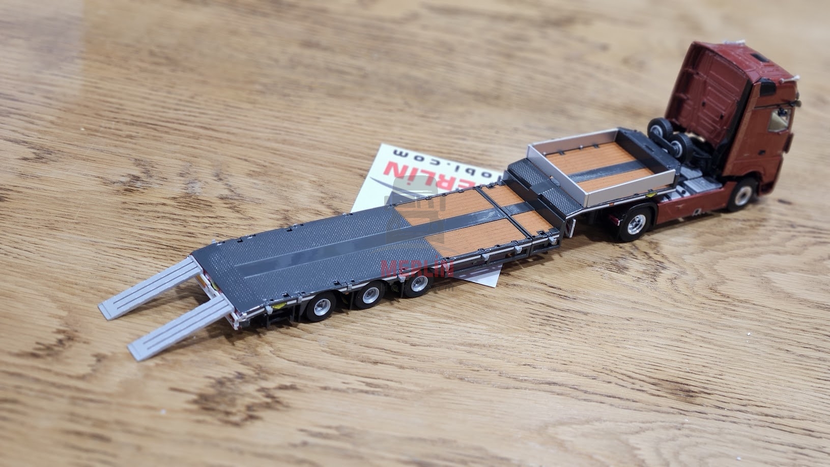 1/50 Mercedes Actros MP5 1853 4x2 +  Lowbed LOWLOADER- 3 AXLE