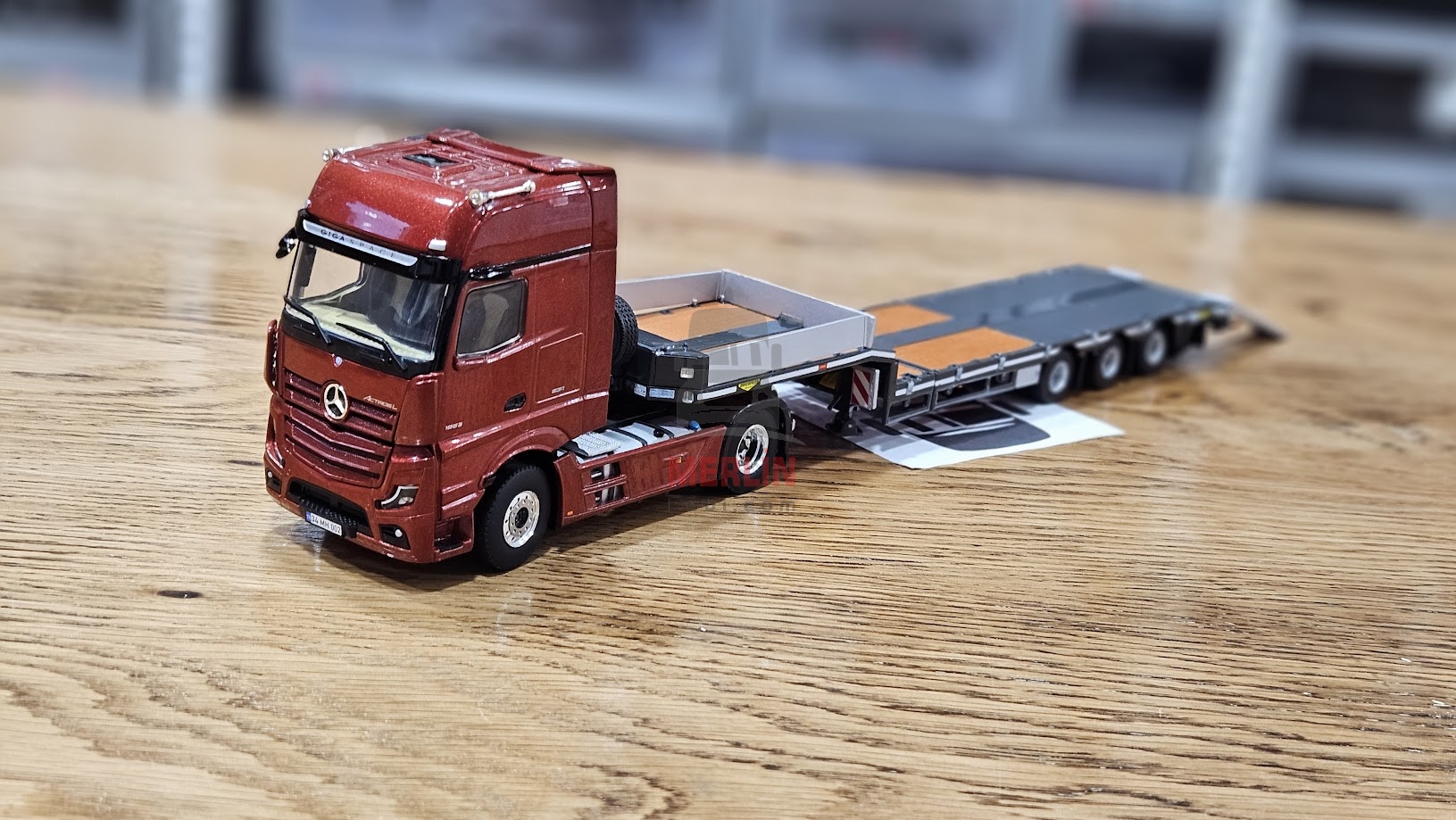 1/50 Mercedes Actros MP5 1853 4x2 +  Lowbed LOWLOADER- 3 AXLE