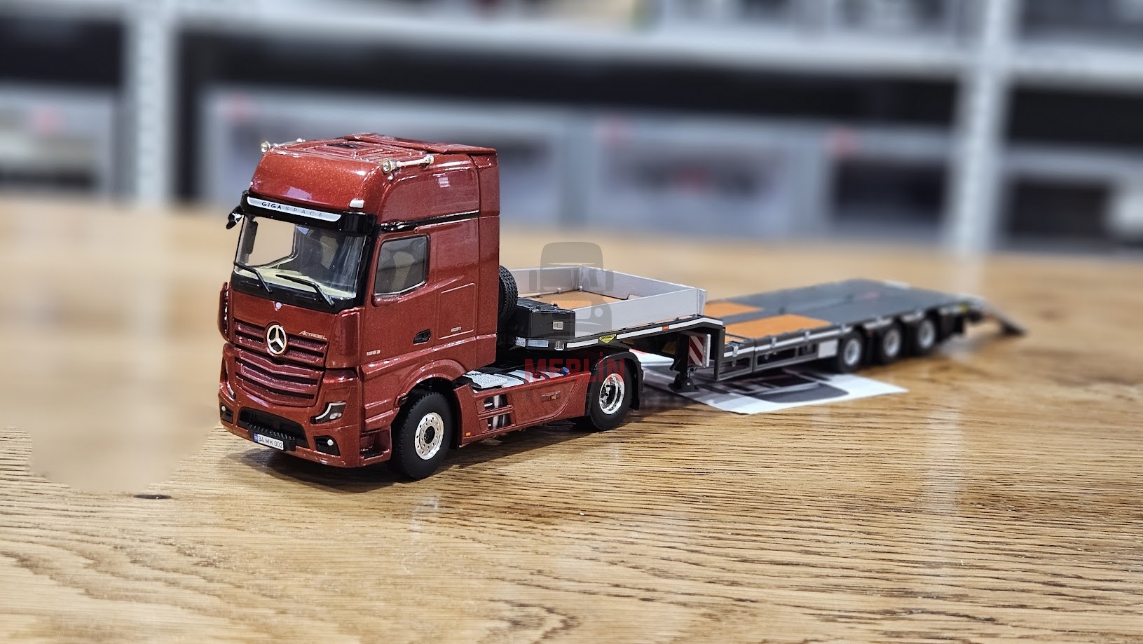 1/50 Mercedes Actros MP5 1853 4x2 +  Lowbed LOWLOADER- 3 AXLE