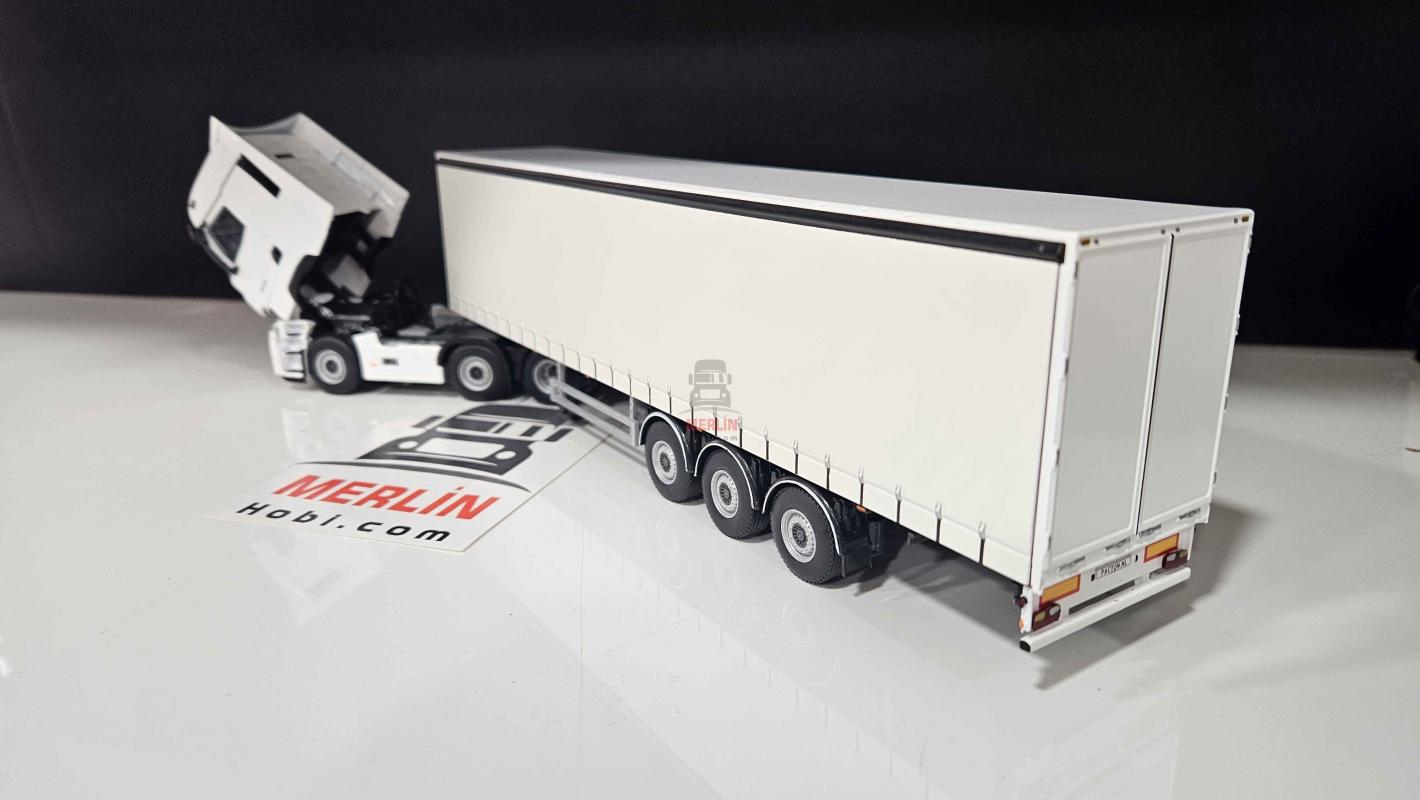 1/50 Renault T-Evo 6x2 White + Curtainside Trialer