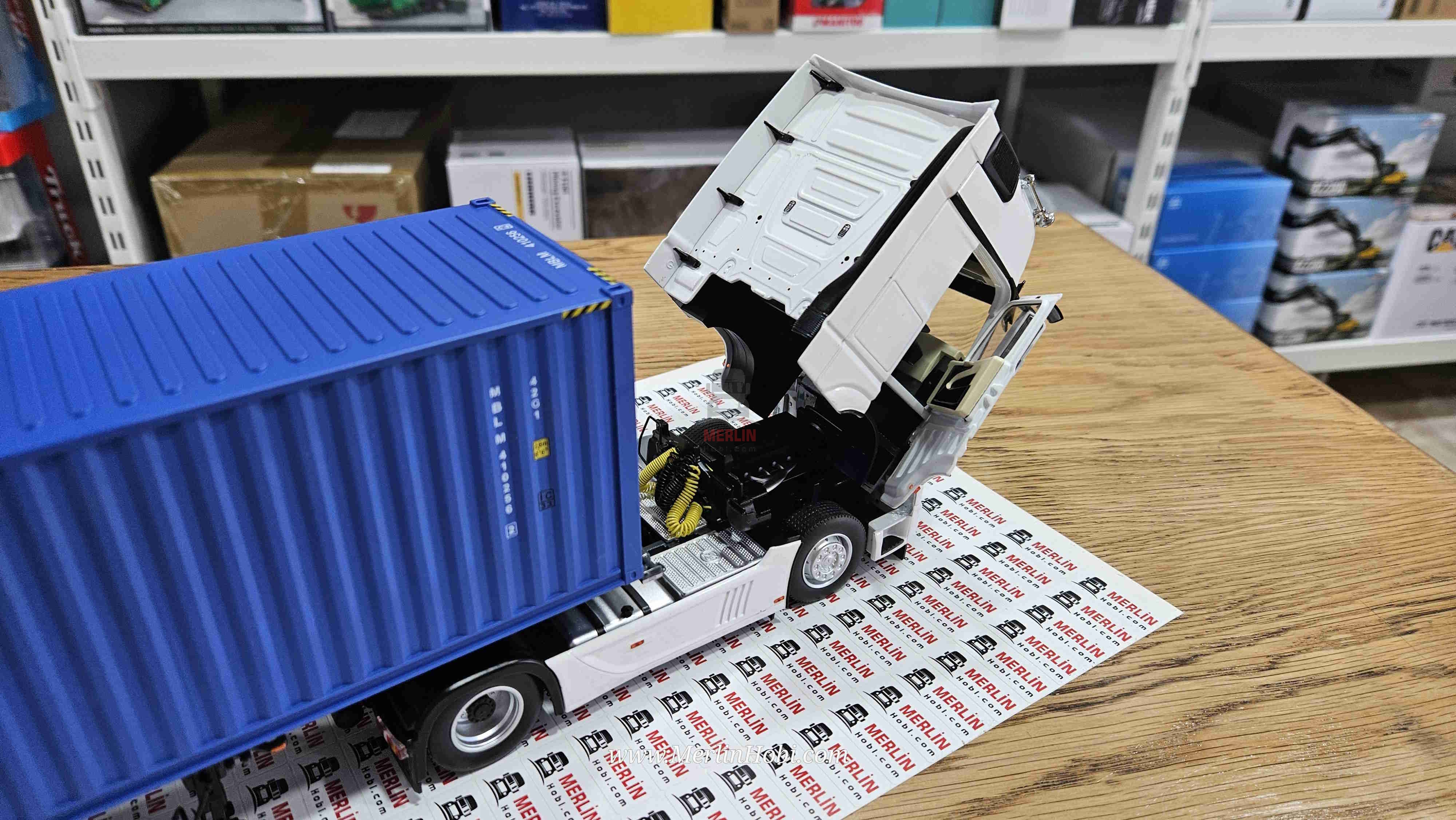 1/32 Marge Mercedes Actros 4x2 + 40ft Mavi Konteyner Dorse