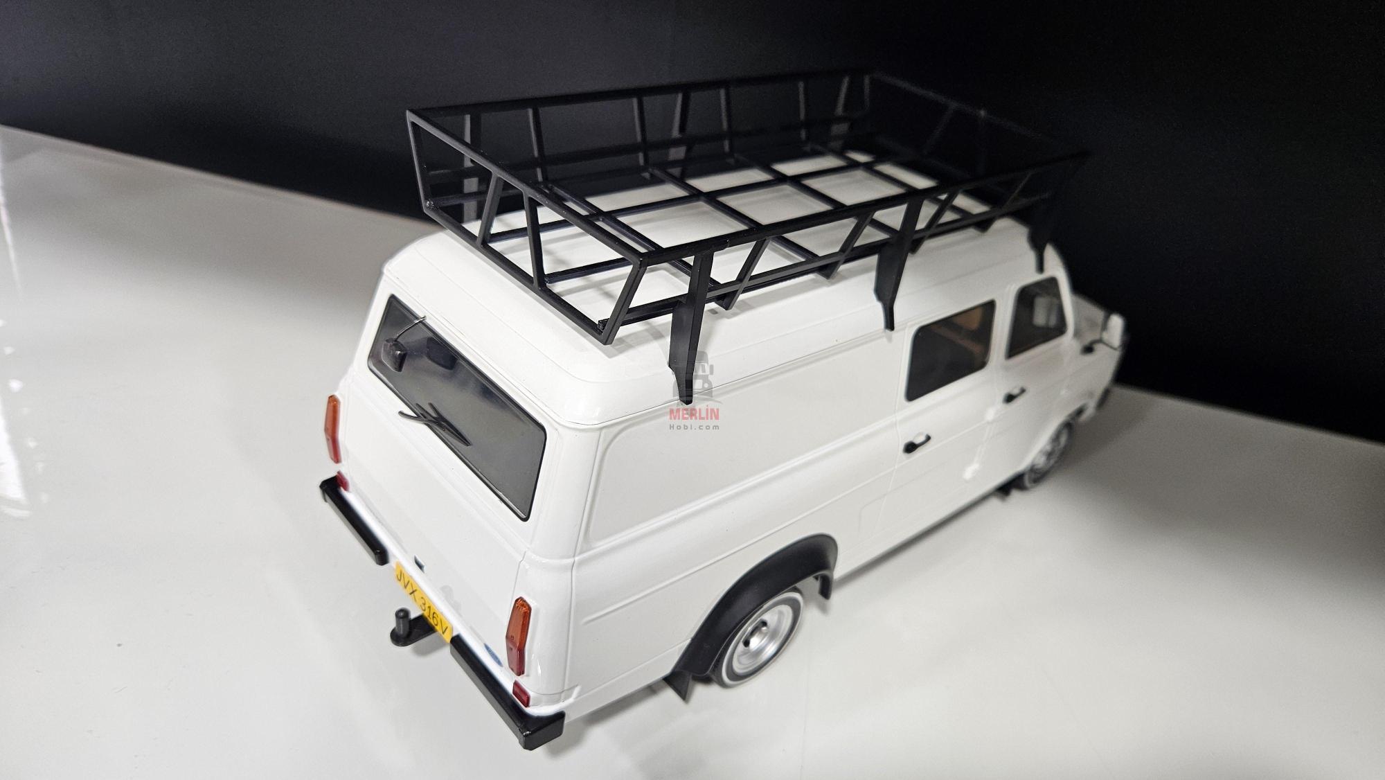 1/18 Ford Transit MKII - 1979 - Beyaz Renk