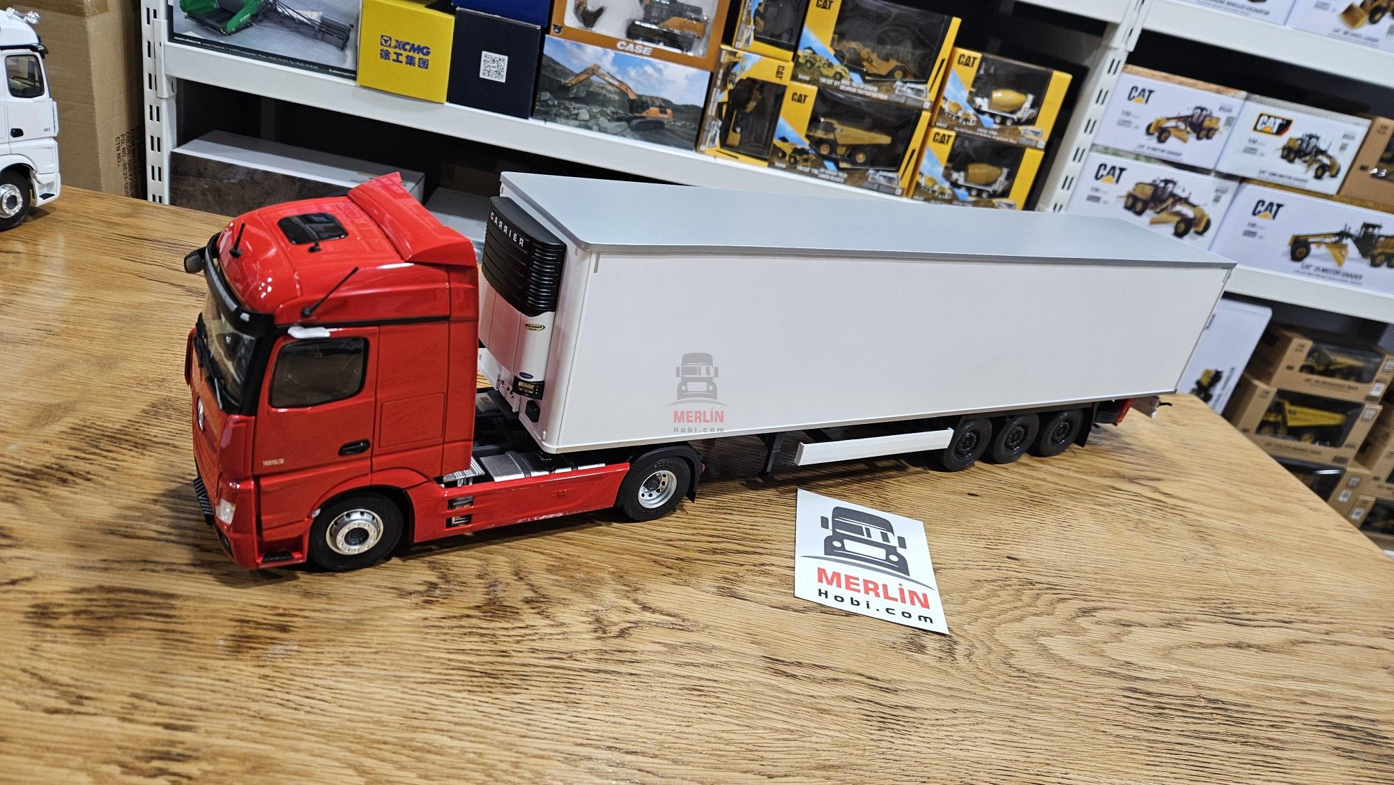 1/24 MERCEDES-BENZ ACTROS + Frigo Soğutuculu Treyler – Solido