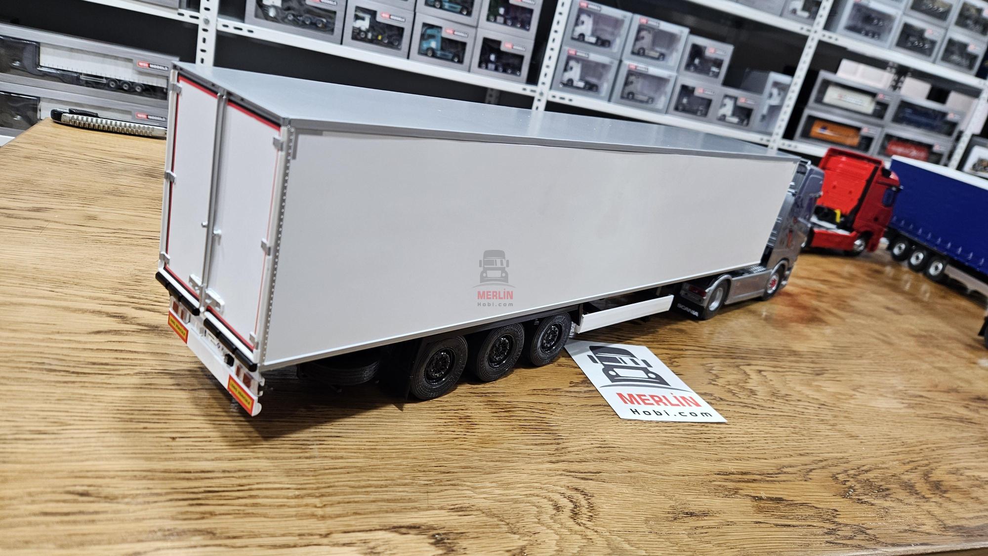 1/24 Scania 580S Highline + Soğutuculu Treyler – Solido