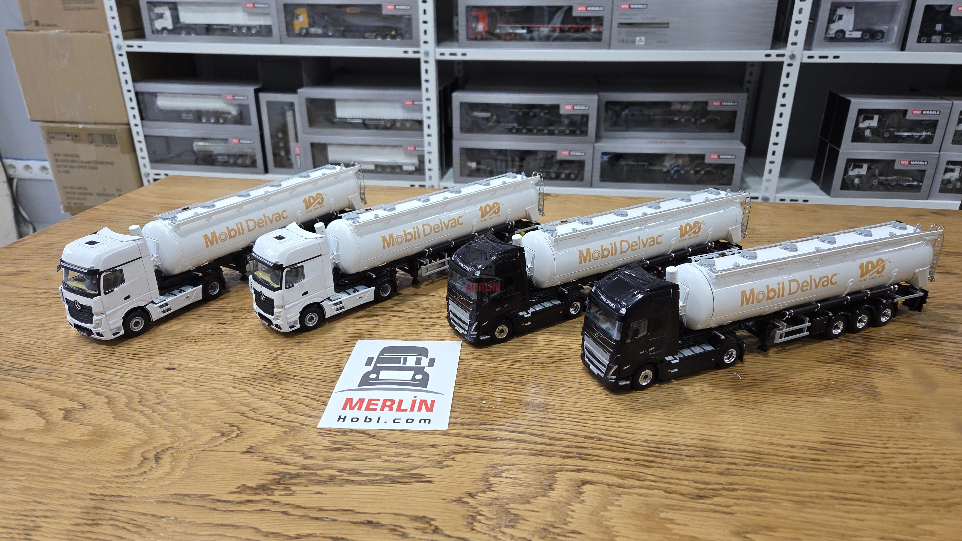 1/50 Ölçekli Logolu Araç Seçenekleri