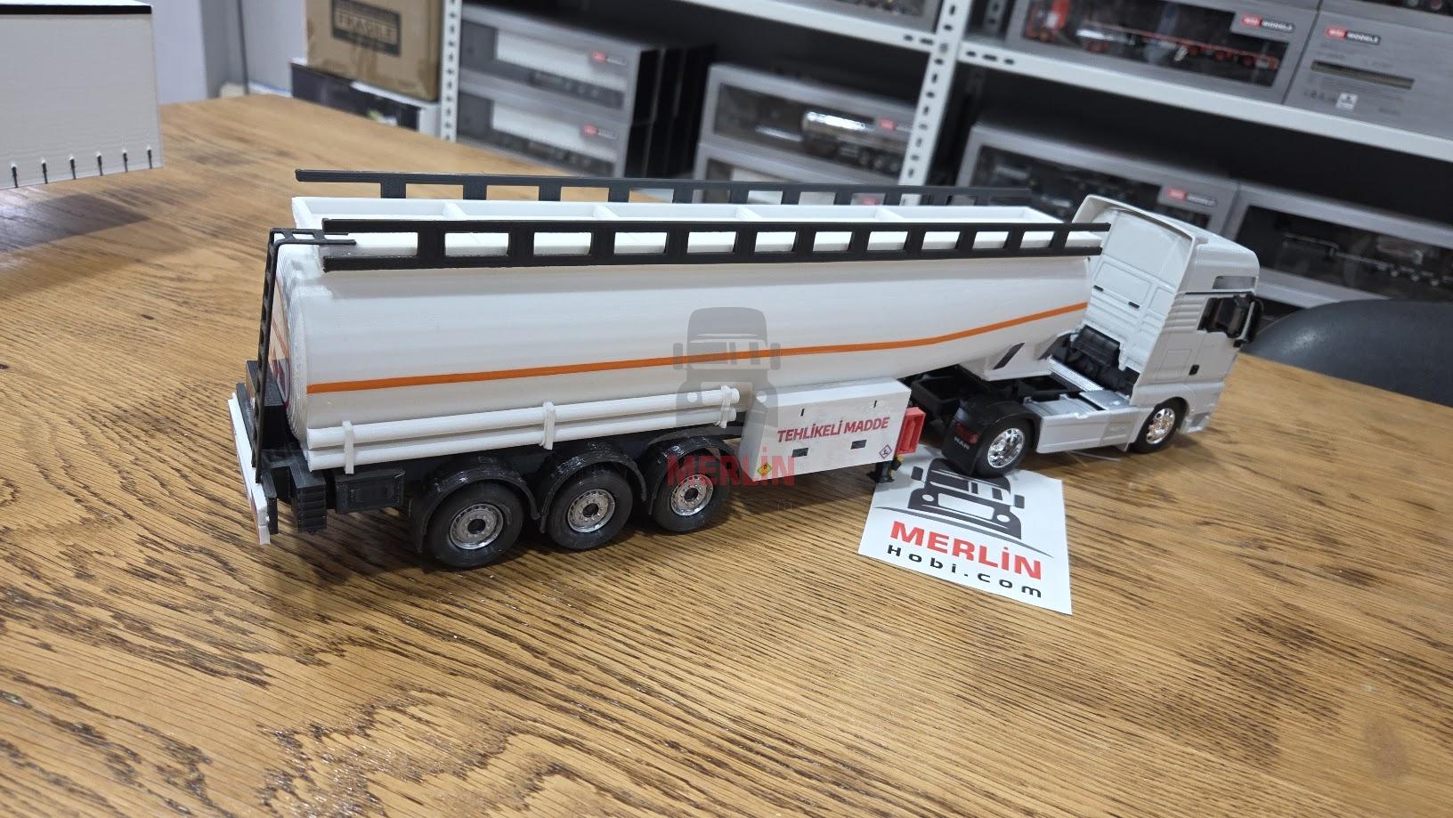 1/32 - Man TGX 4x2 ve Tanker Dorse Özel imalat