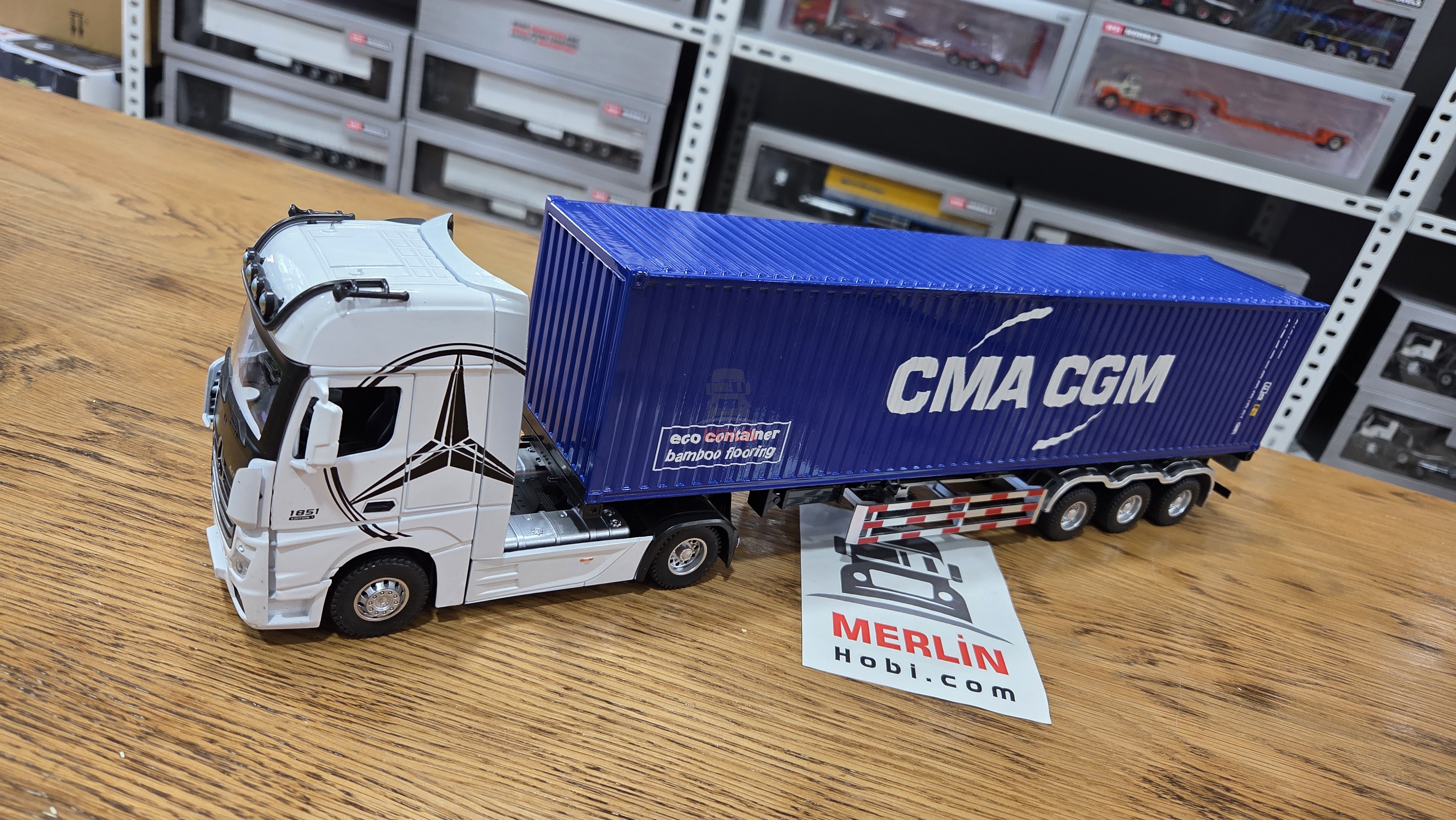 1/36 ölçekli Actros 1851 4x2 + 40ft Konteyner Dorseli - CMA CGM