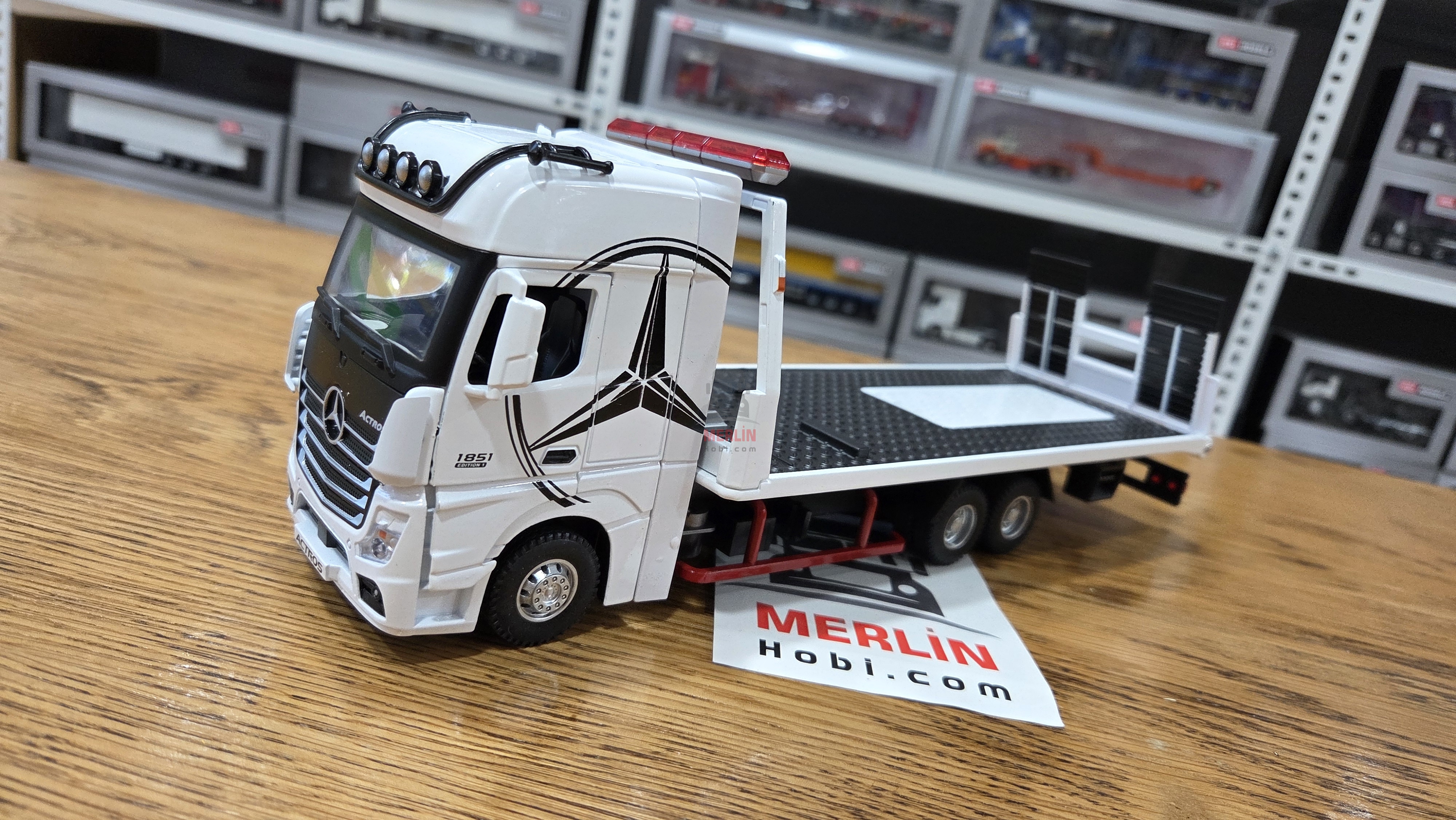 1/36 ölçekli Actros 1851 OTO ÇEKER - KAYAR KASA 