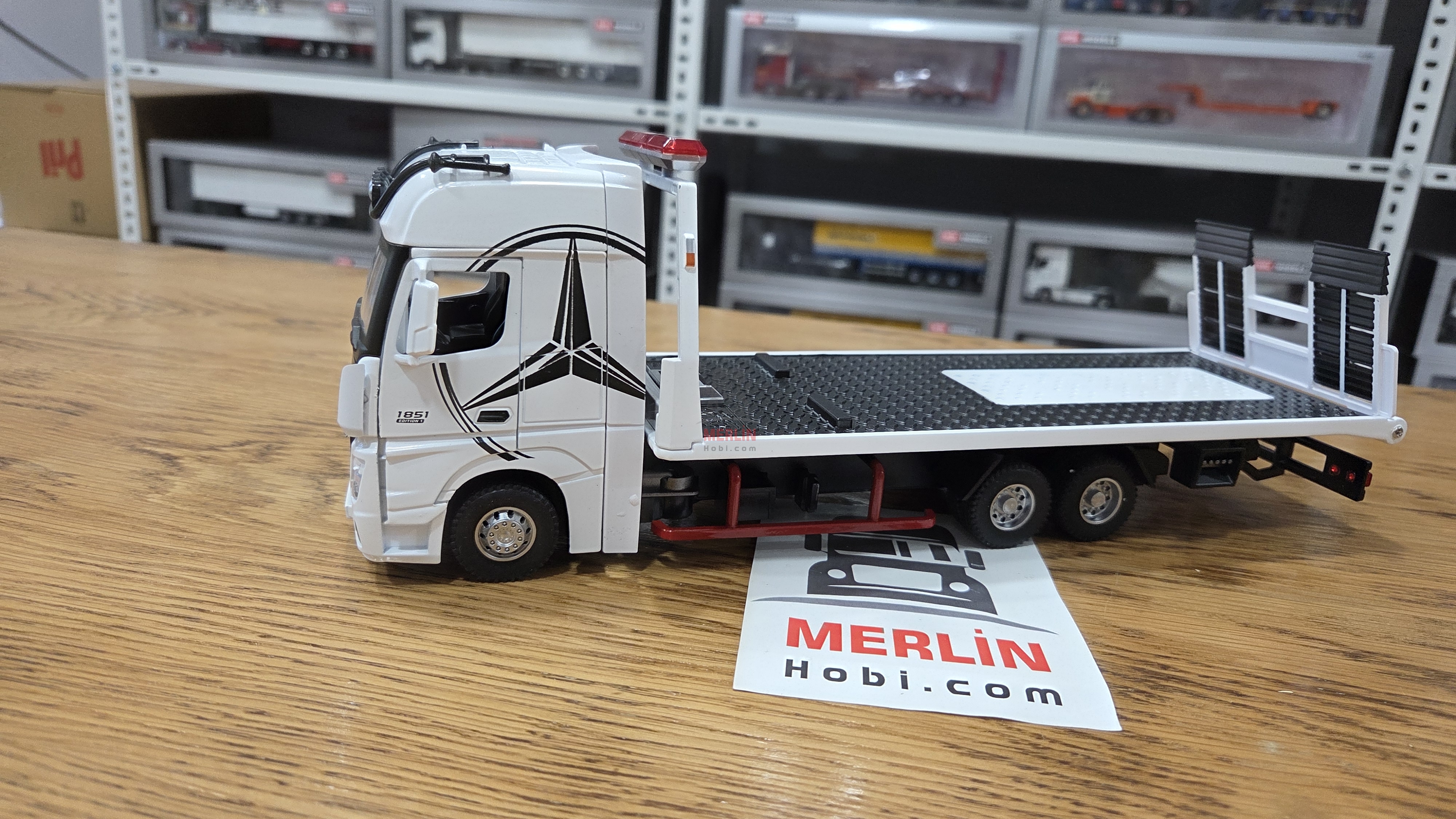 1/36 ölçekli Actros 1851 OTO ÇEKER - KAYAR KASA 