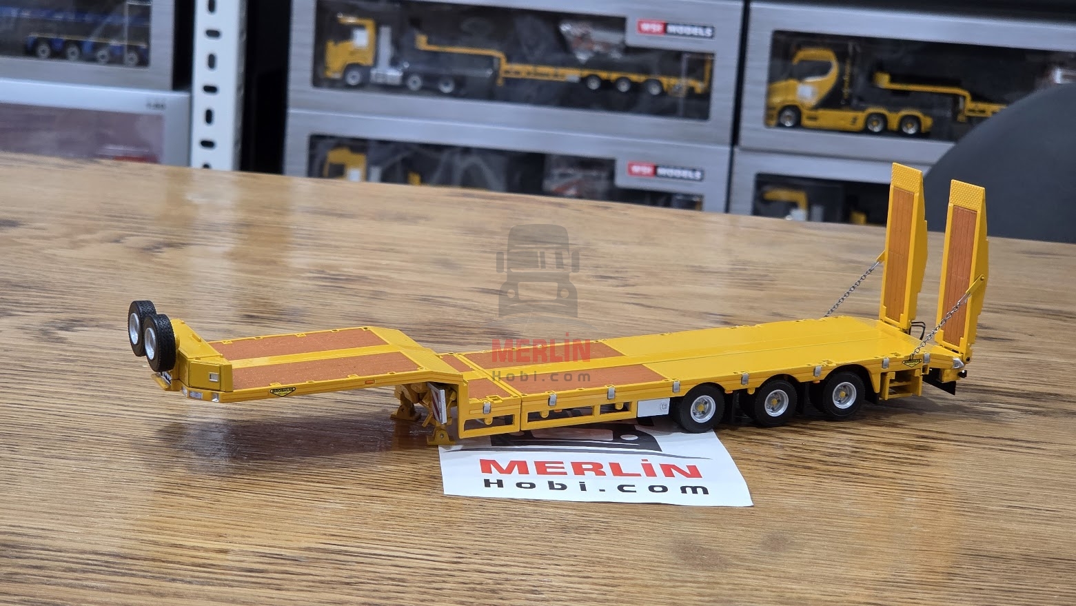 1/50 Lowbed;  Rampalı Lovbed 3 Aks - Uzayabilir