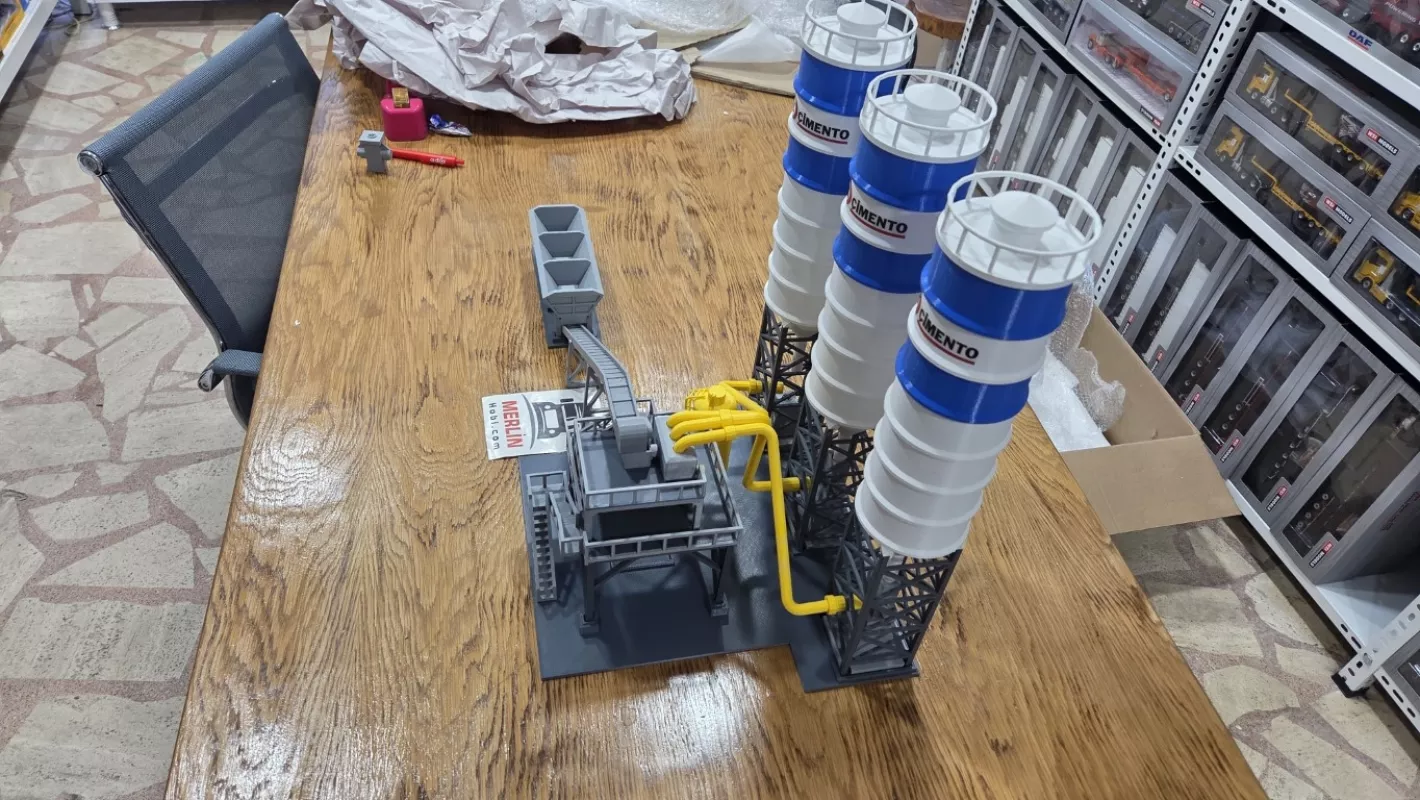 1/50 Scale Concrete Batching Plant Silo Station