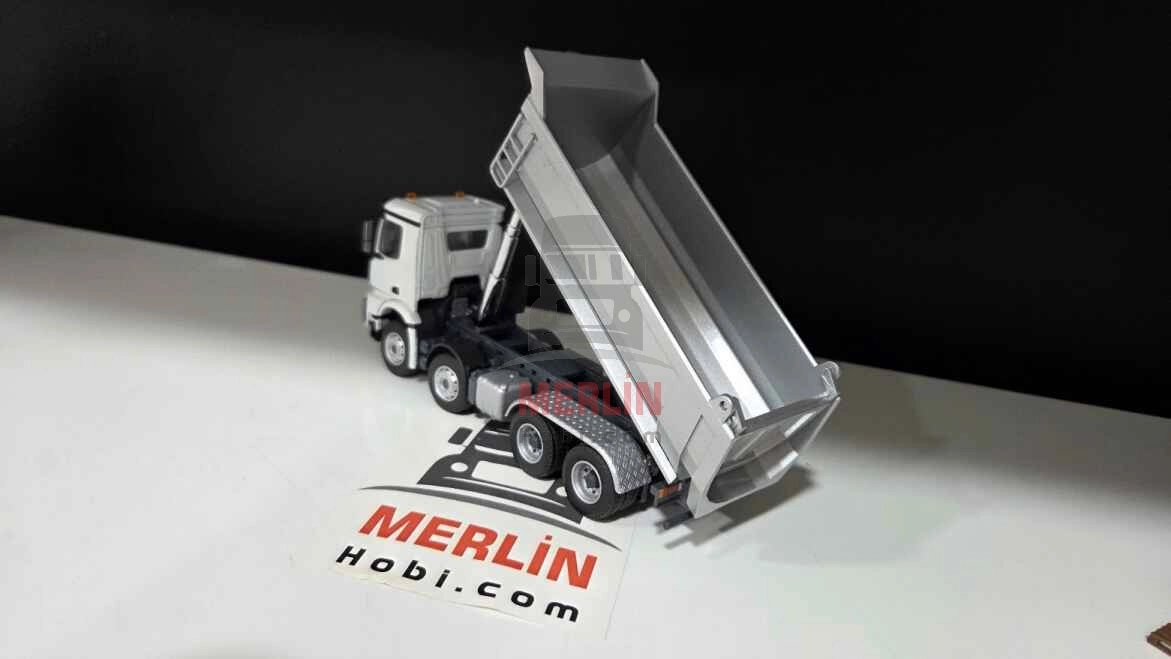 1/50  Mercedes AROCS 8X4 Beyaz Renk Damperli Kamyon