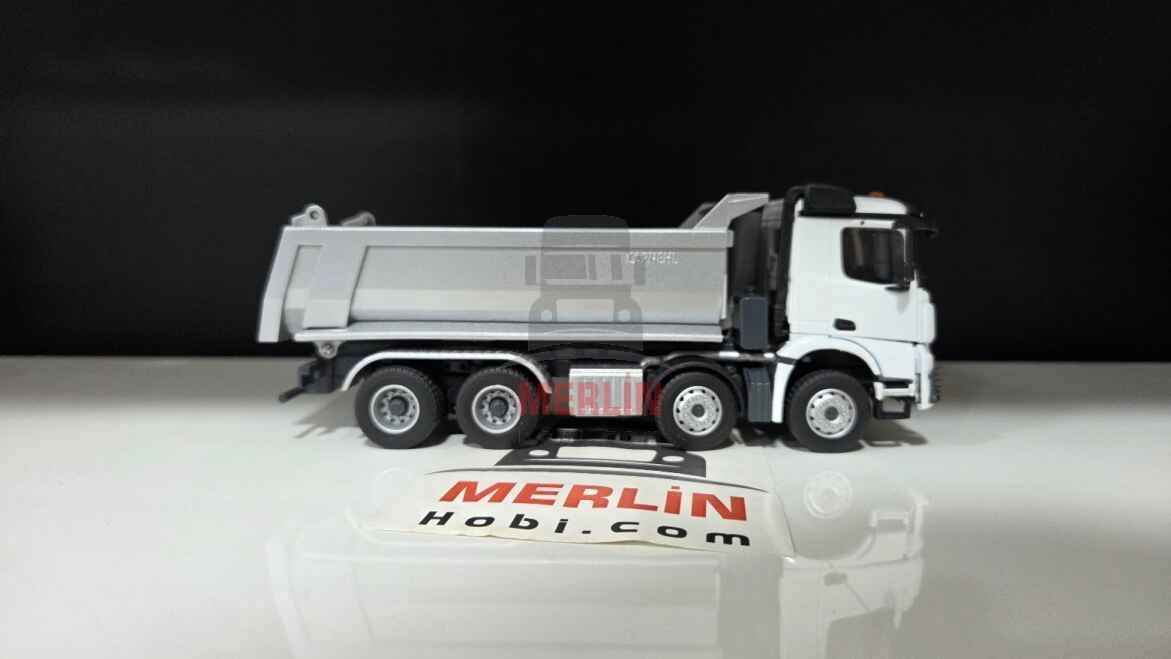 1/50  Mercedes AROCS 8X4 Beyaz Renk Damperli Kamyon