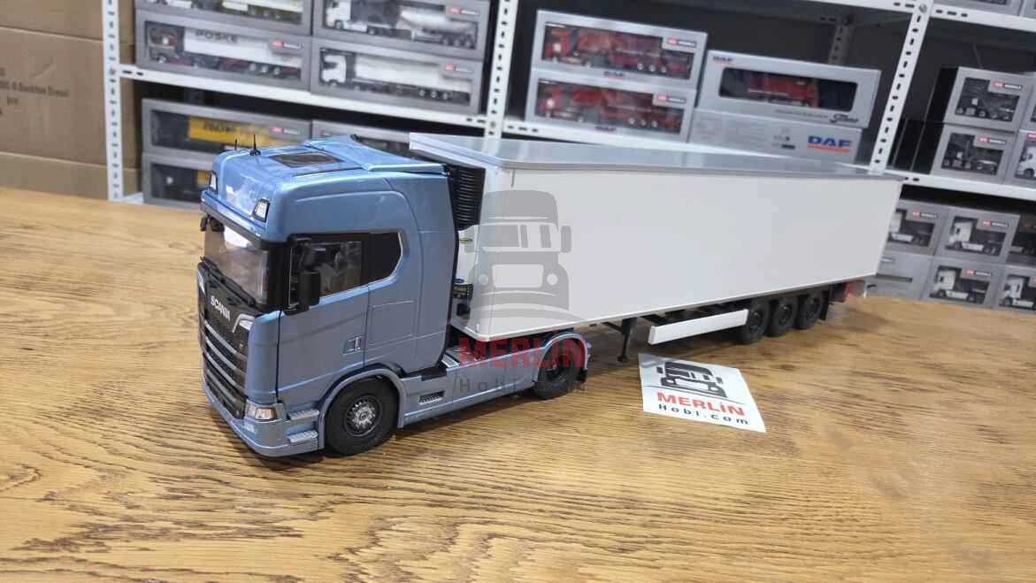 1/24 Volvo FH5 XL 500 + Soğutuculu Treyler – Solido