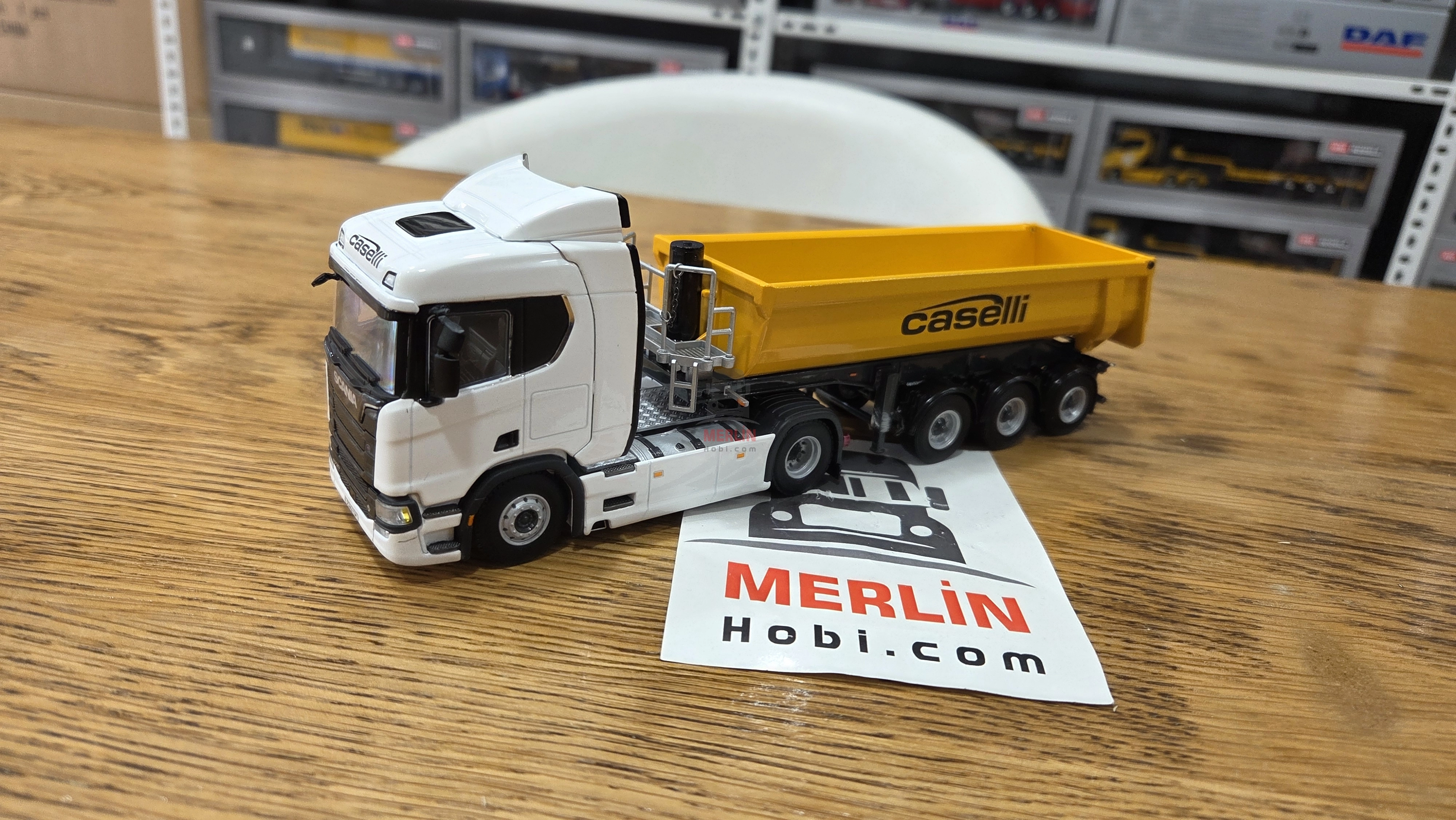 1/50 Ölçekli Logolu Araç Seçenekleri