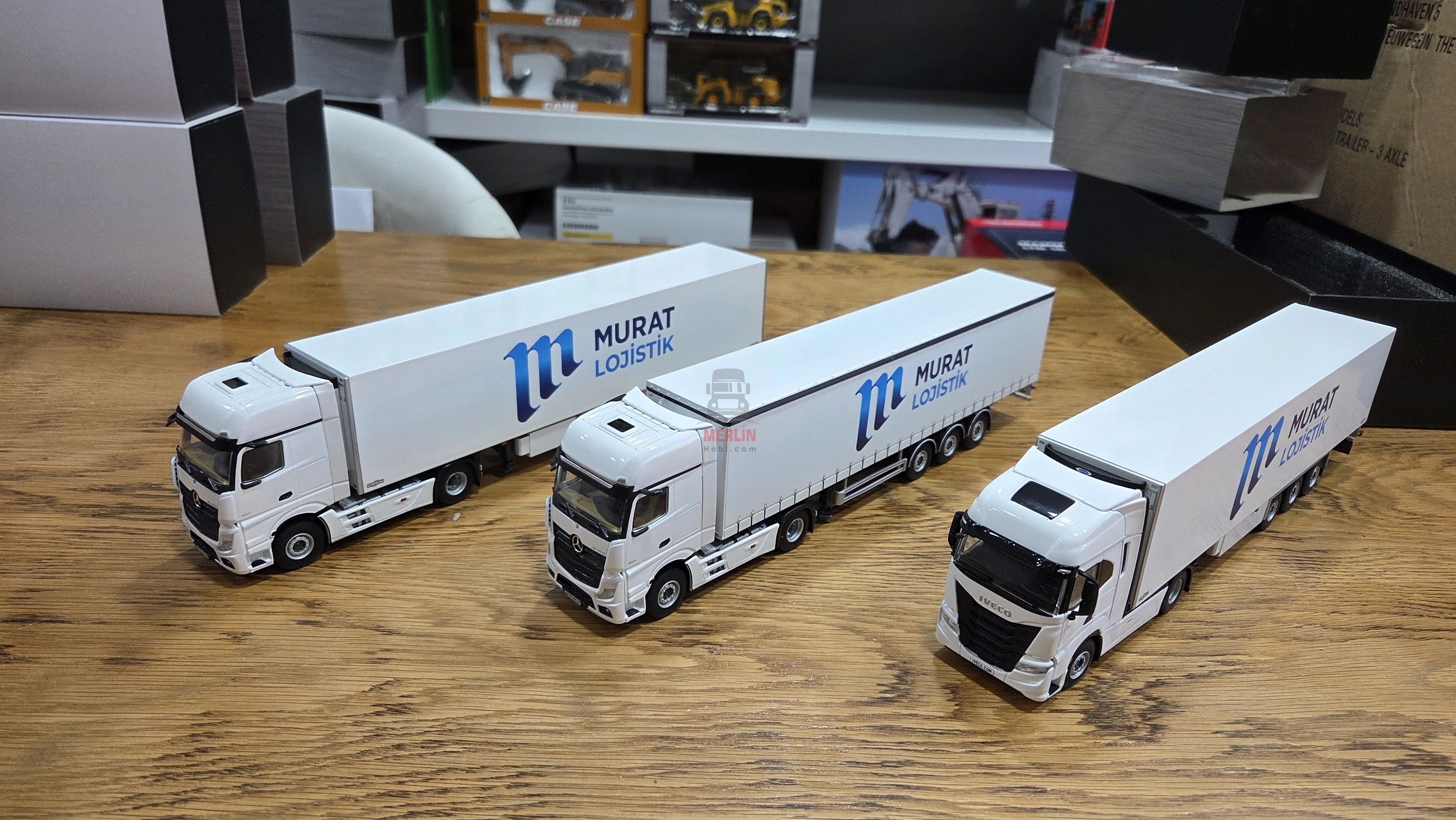 1/50 Ölçekli Logolu Araç Seçenekleri