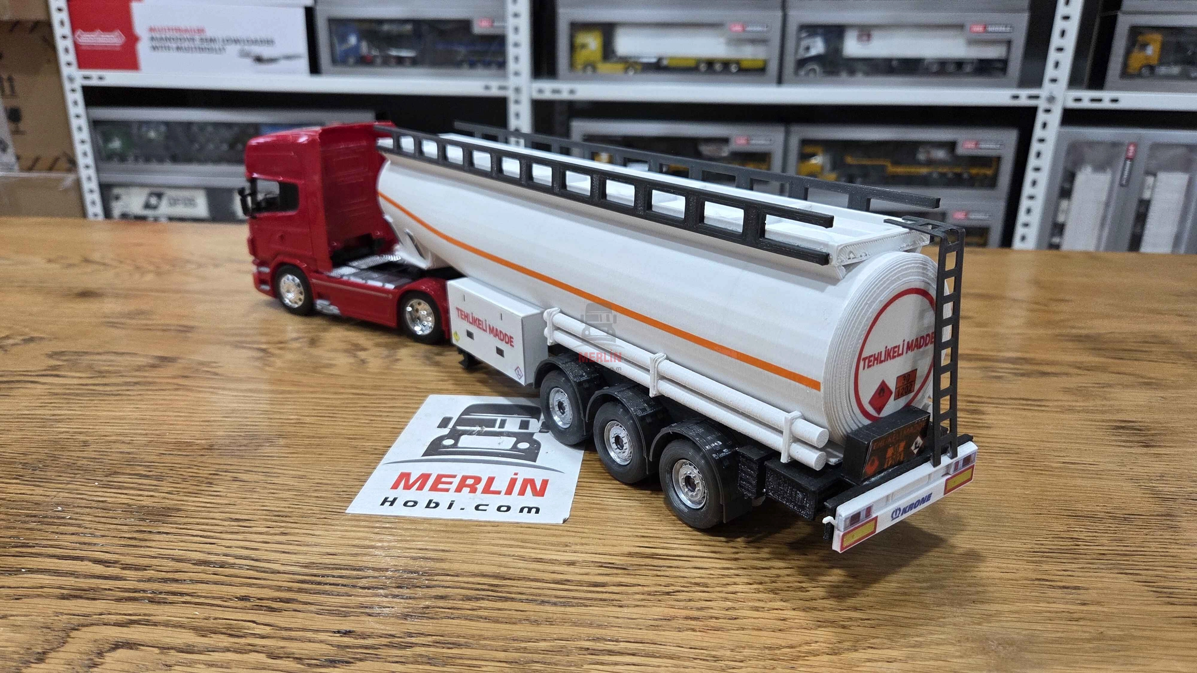 1/32 - Scania V8 R730 Topline ve Tanker Dorse Özel imalat