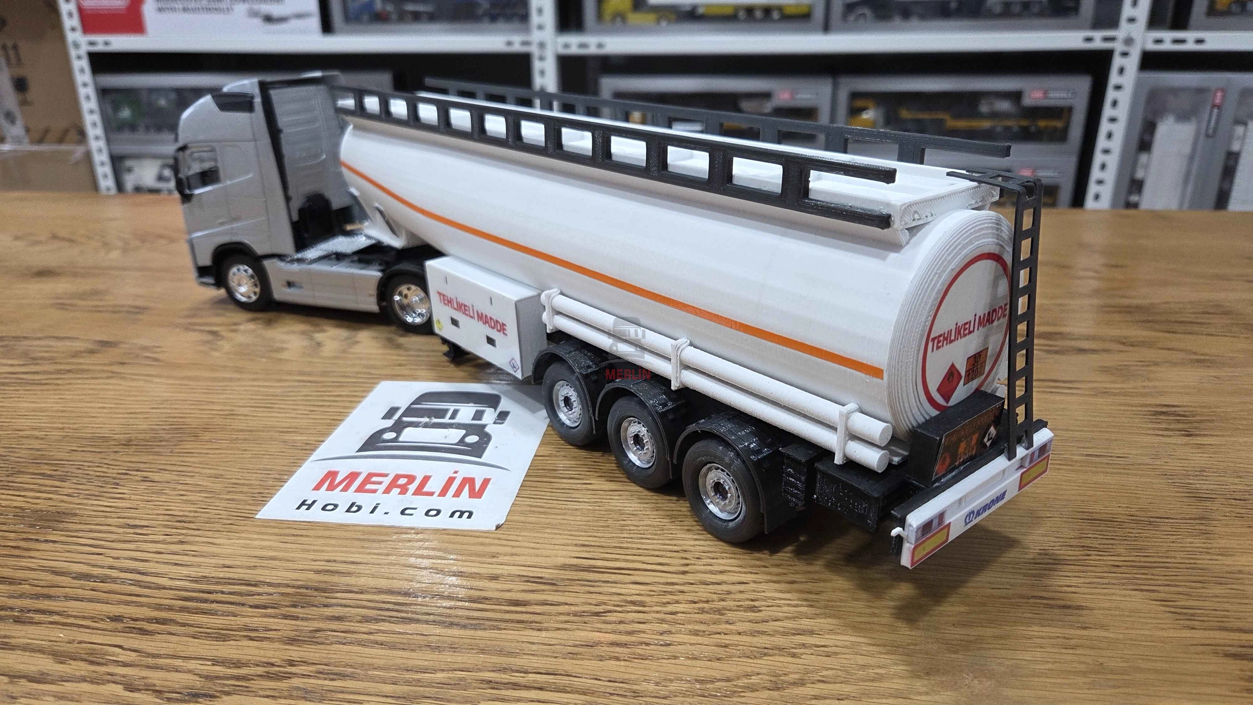 1/32 - 1/32 - VOLVO FH4 FH500 4x2 ve Tanker Dorse Özel imalat