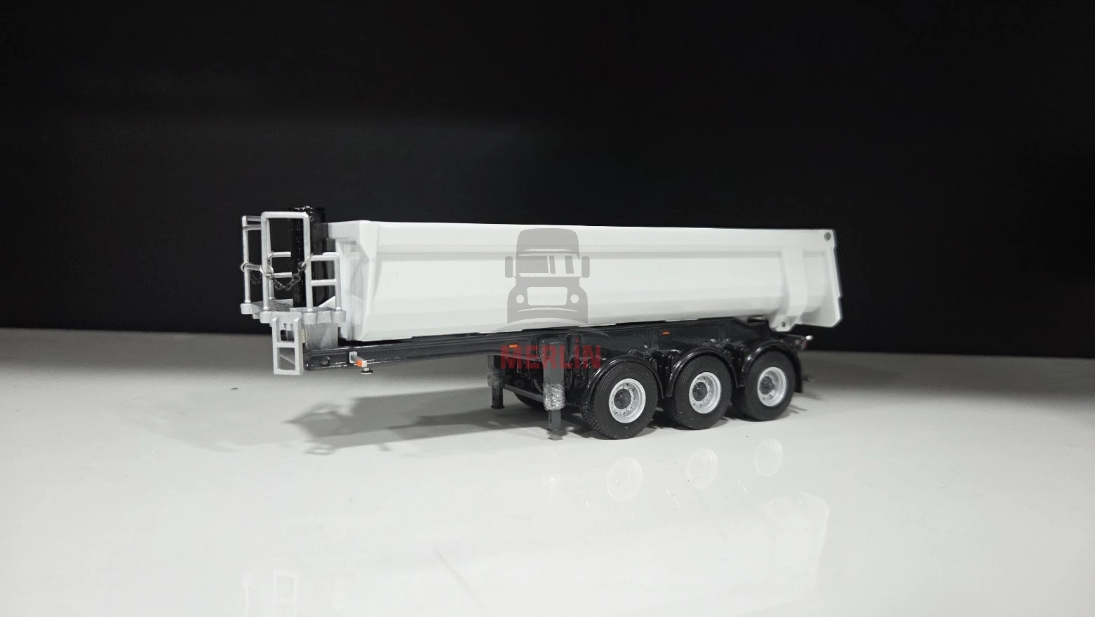 1/50 Damper Trailer 3 Aks  White Color