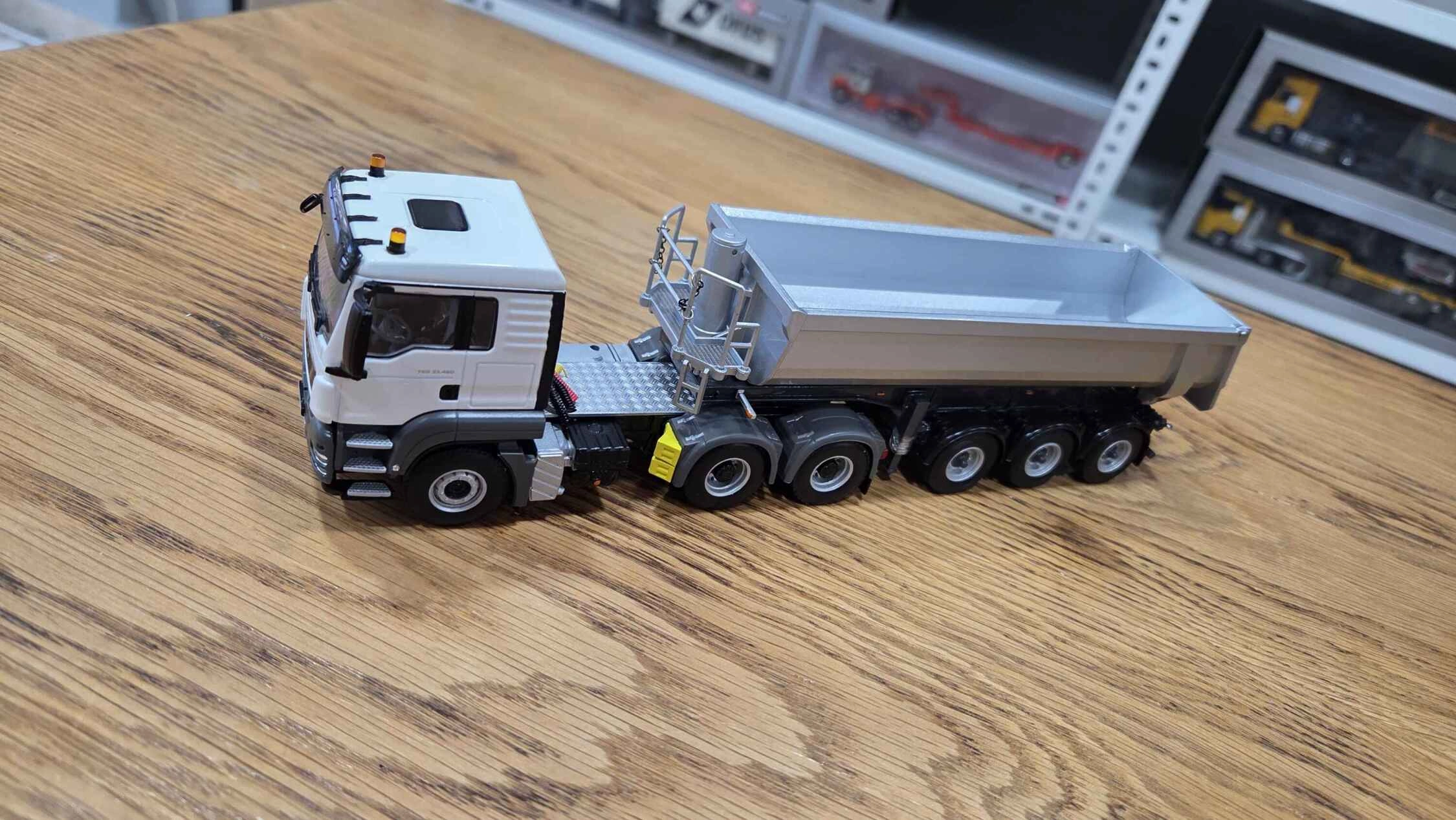 1/50 - MAN TGS 6x4  + 3 Aks Damper Dorse Gri