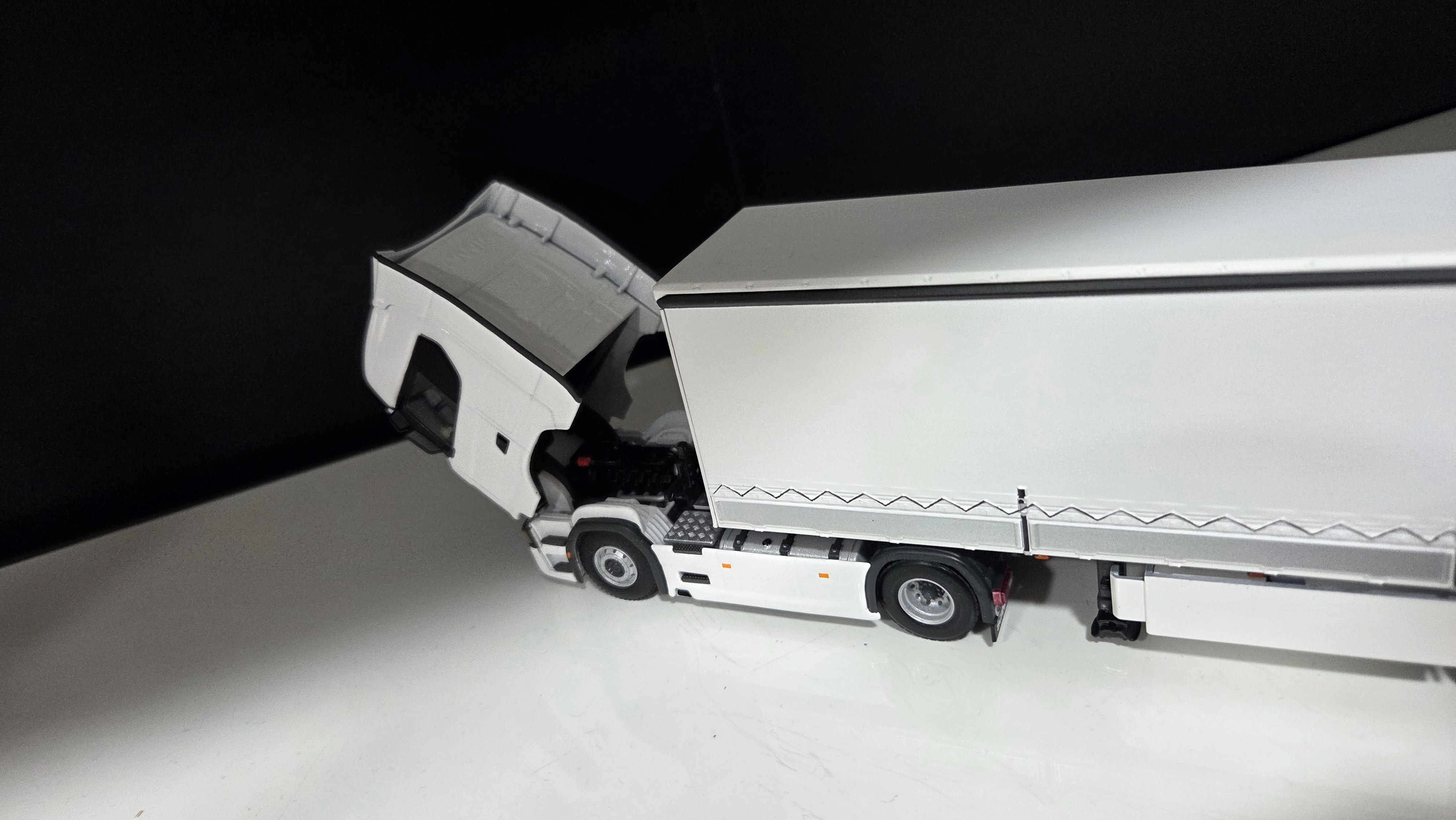 1/50 Scania S730 4x2 Highline + Schmitz Perdeli / Tenteli Dorse Tır Çekici
