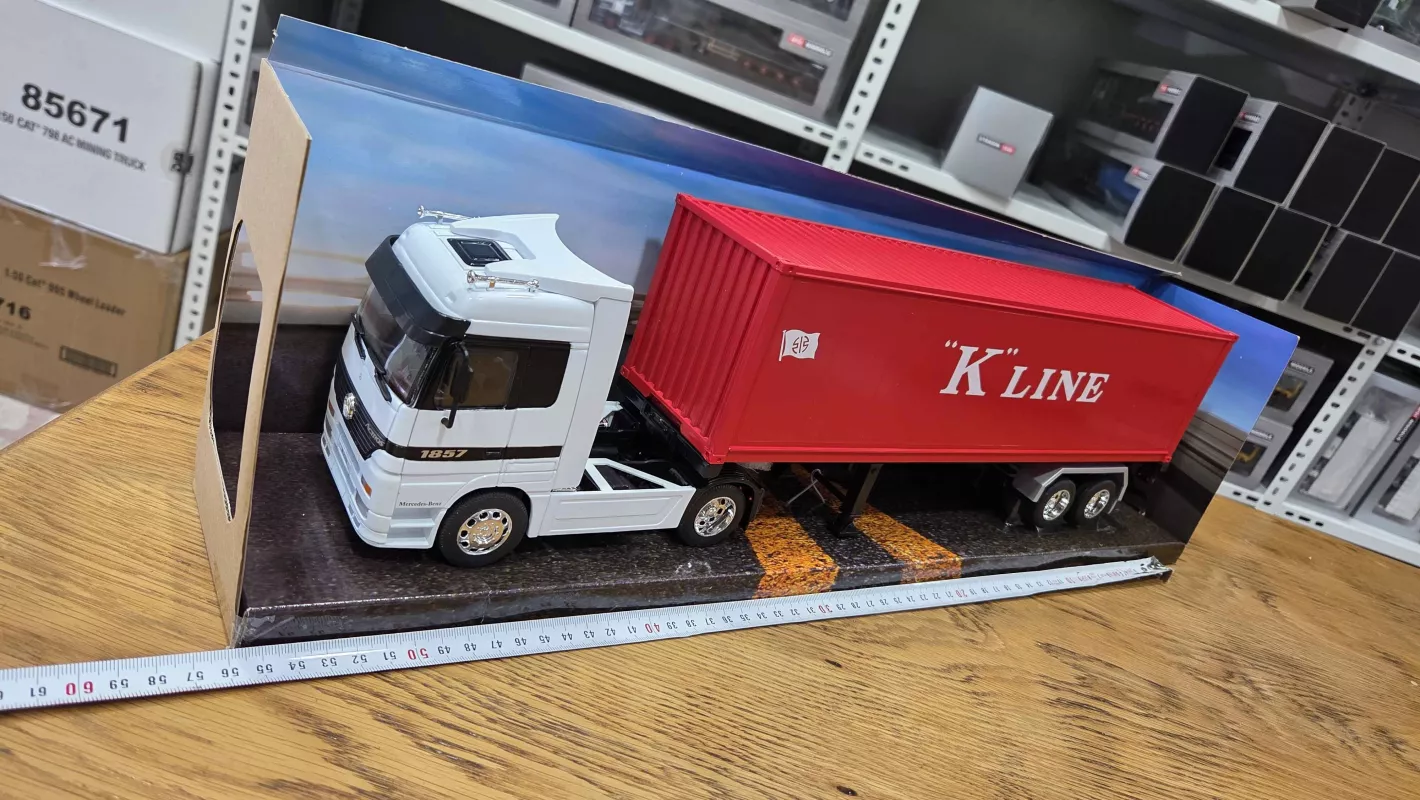 1/32 - Mercedes Actros 4x2  + Dorse