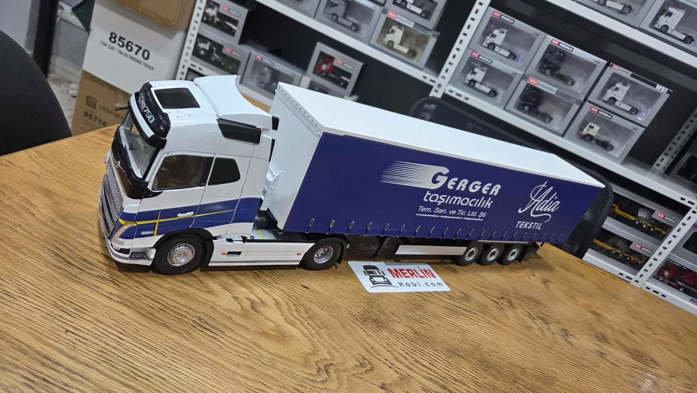 1/24 Volvo Trucks FH XL 2025 + Tilt Treyler